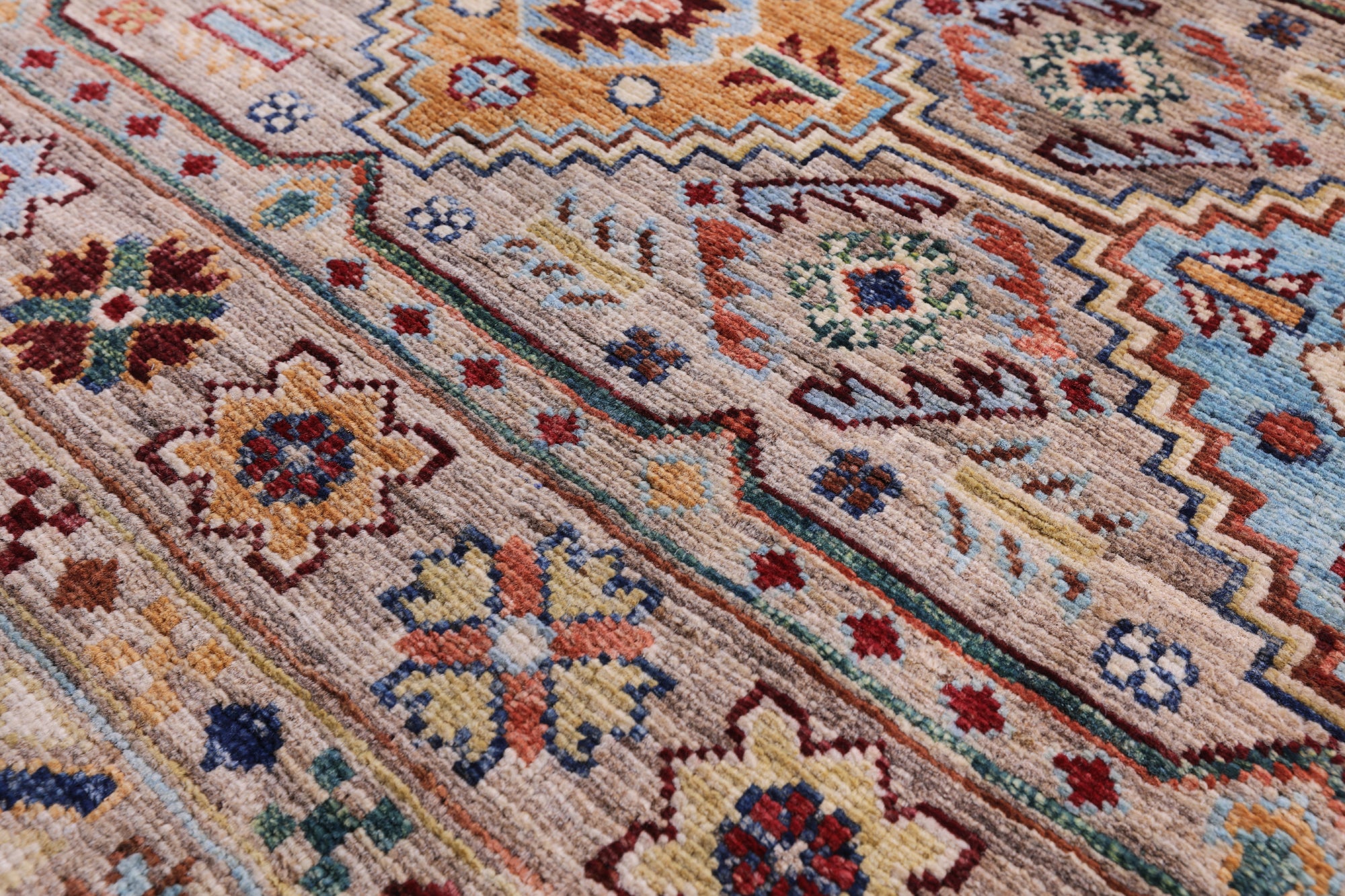 Khorjin Persian Gabbeh Hand Knotted Wool Rug - 6' 9" X 10' 1" - Golden Nile