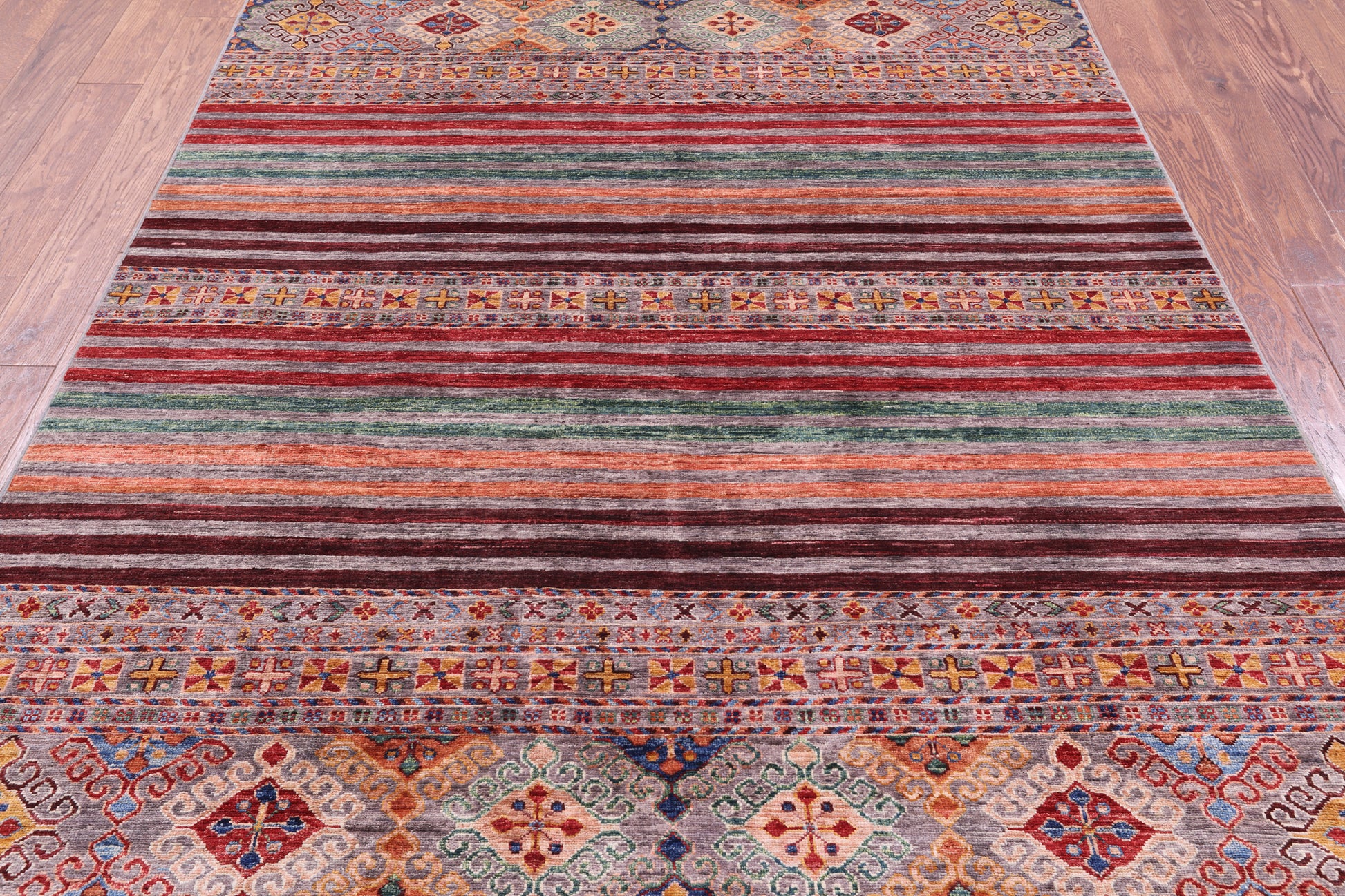 Khorjin Persian Gabbeh Hand Knotted Wool Rug - 5' 10" X 8' 5" - Golden Nile