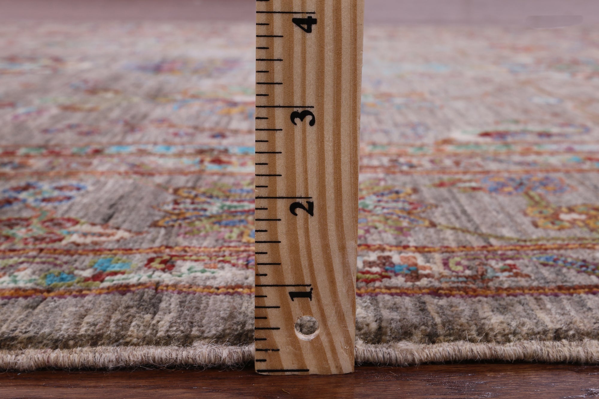 Peshawar Hand Knotted Wool Rug - 5' 2" X 6' 9" - Golden Nile
