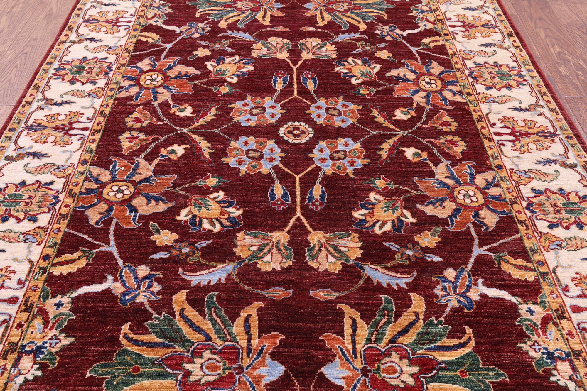 Persian Tabriz Hand Knotted Wool Rug - 5' 0" X 6' 8" - Golden Nile