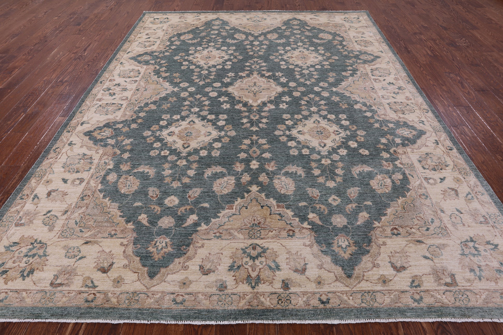 Green Peshawar Hand Knotted Wool Rug - 8' 10" X 11' 5" - Golden Nile