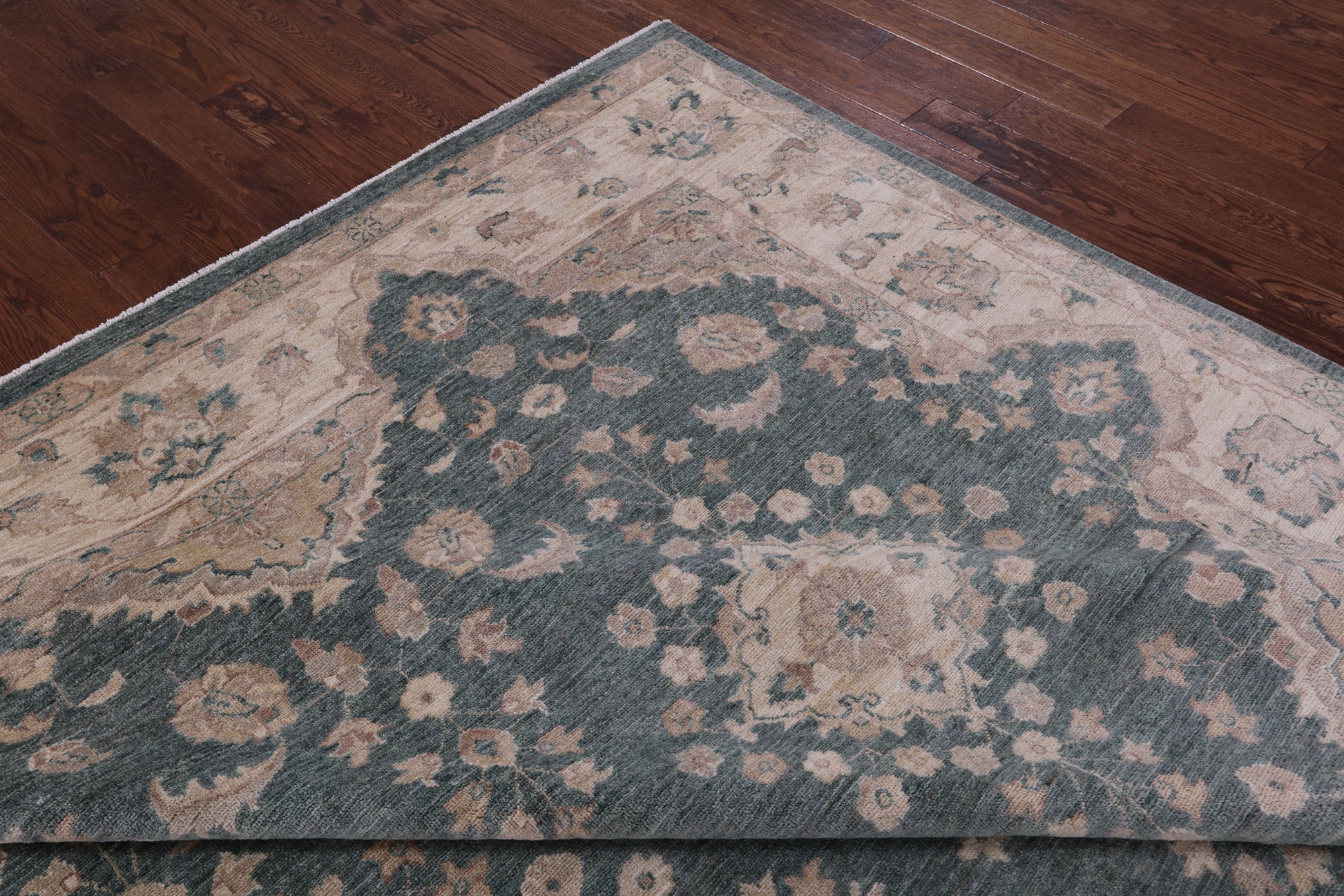 Green Peshawar Hand Knotted Wool Rug - 8' 10" X 11' 5" - Golden Nile