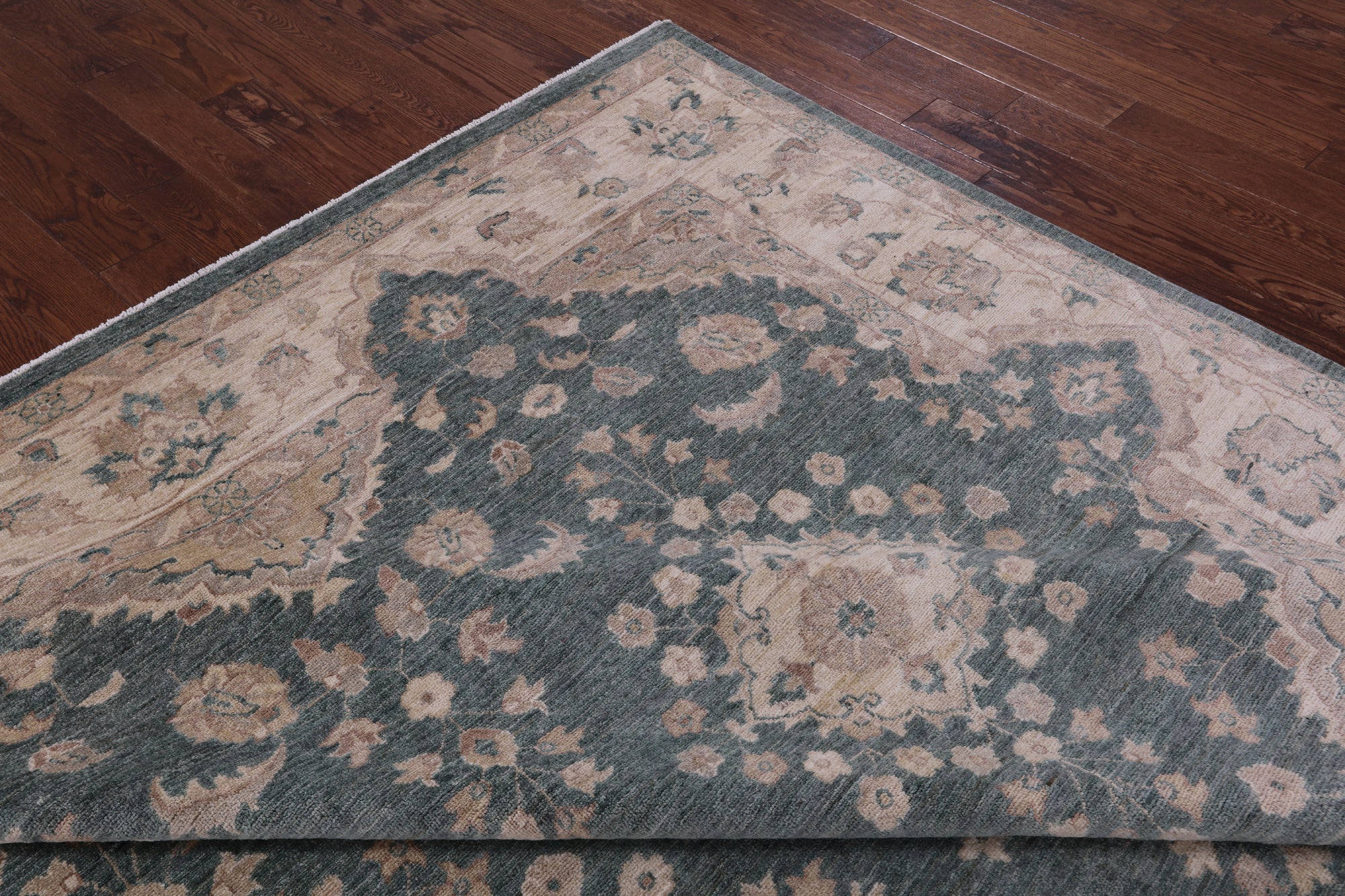 Green Peshawar Hand Knotted Wool Rug - 8' 10" X 11' 5" - Golden Nile