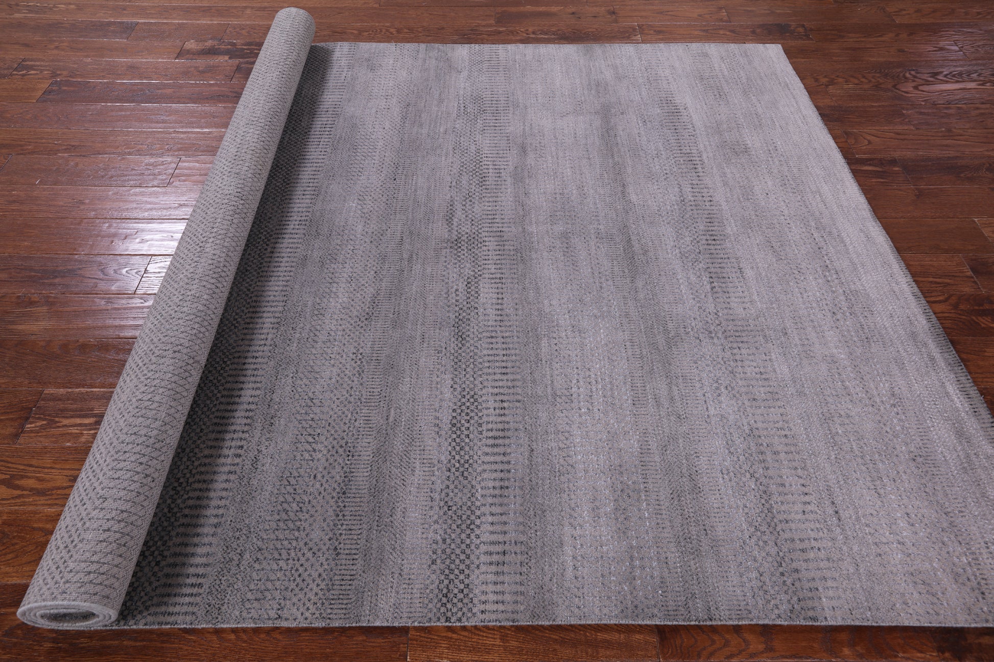 Savannah Grass Hand Knotted Wool & Silk Rug - 6' 0" X 9' 1" - Golden Nile