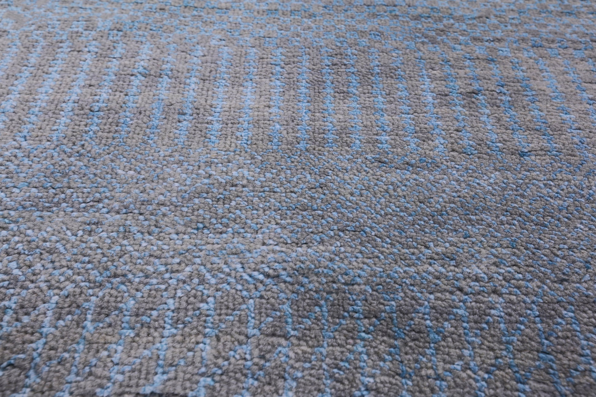 Round Savannah Grass Hand Knotted Wool & Silk Rug - 7' 7" X 7' 8" - Golden Nile