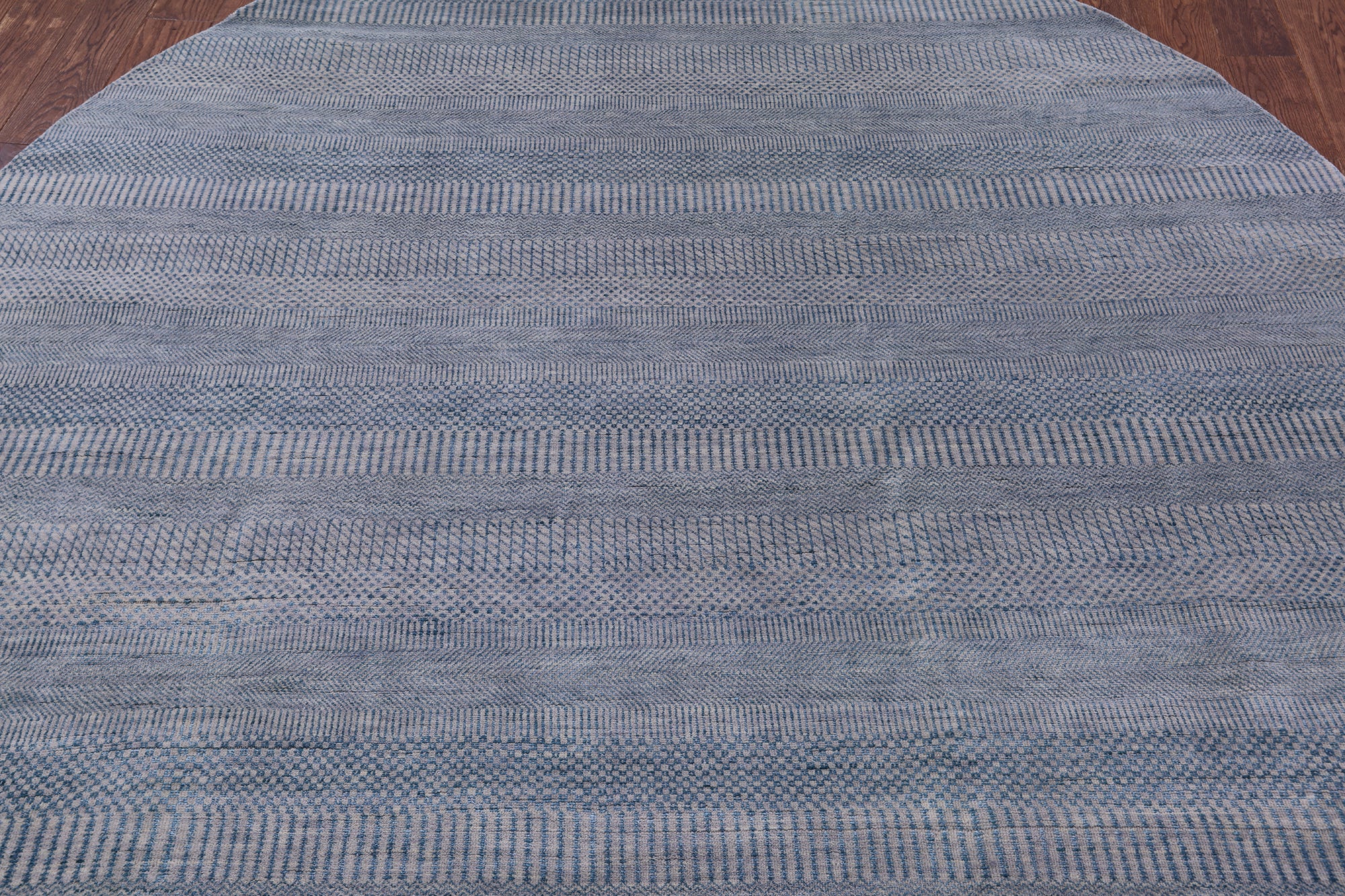 Round Savannah Grass Hand Knotted Wool & Silk Rug - 7' 9" X 7' 9" - Golden Nile