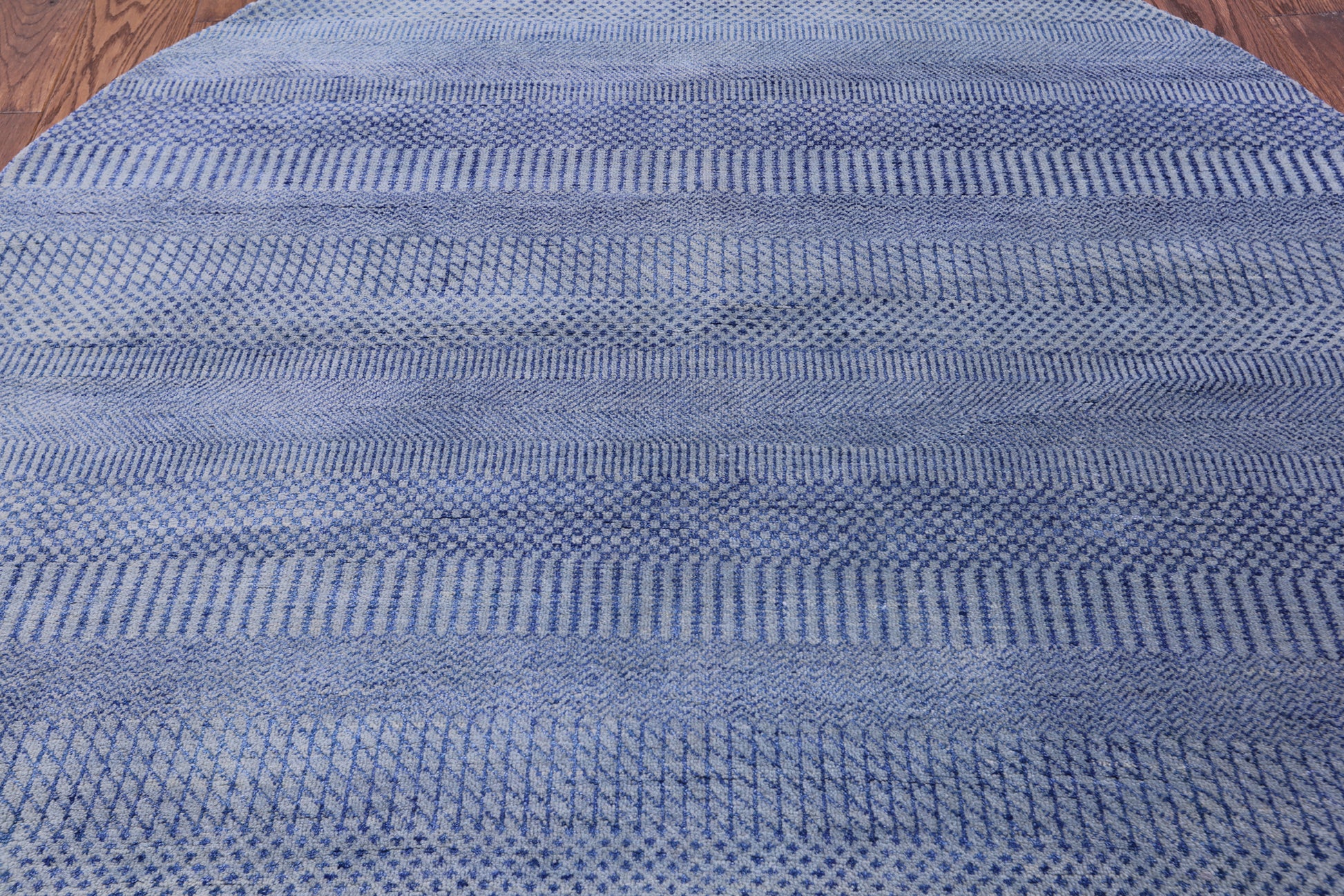 Blue Round Savannah Grass Hand Knotted Wool & Silk Rug - 6' 0" X 6' 0" - Golden Nile