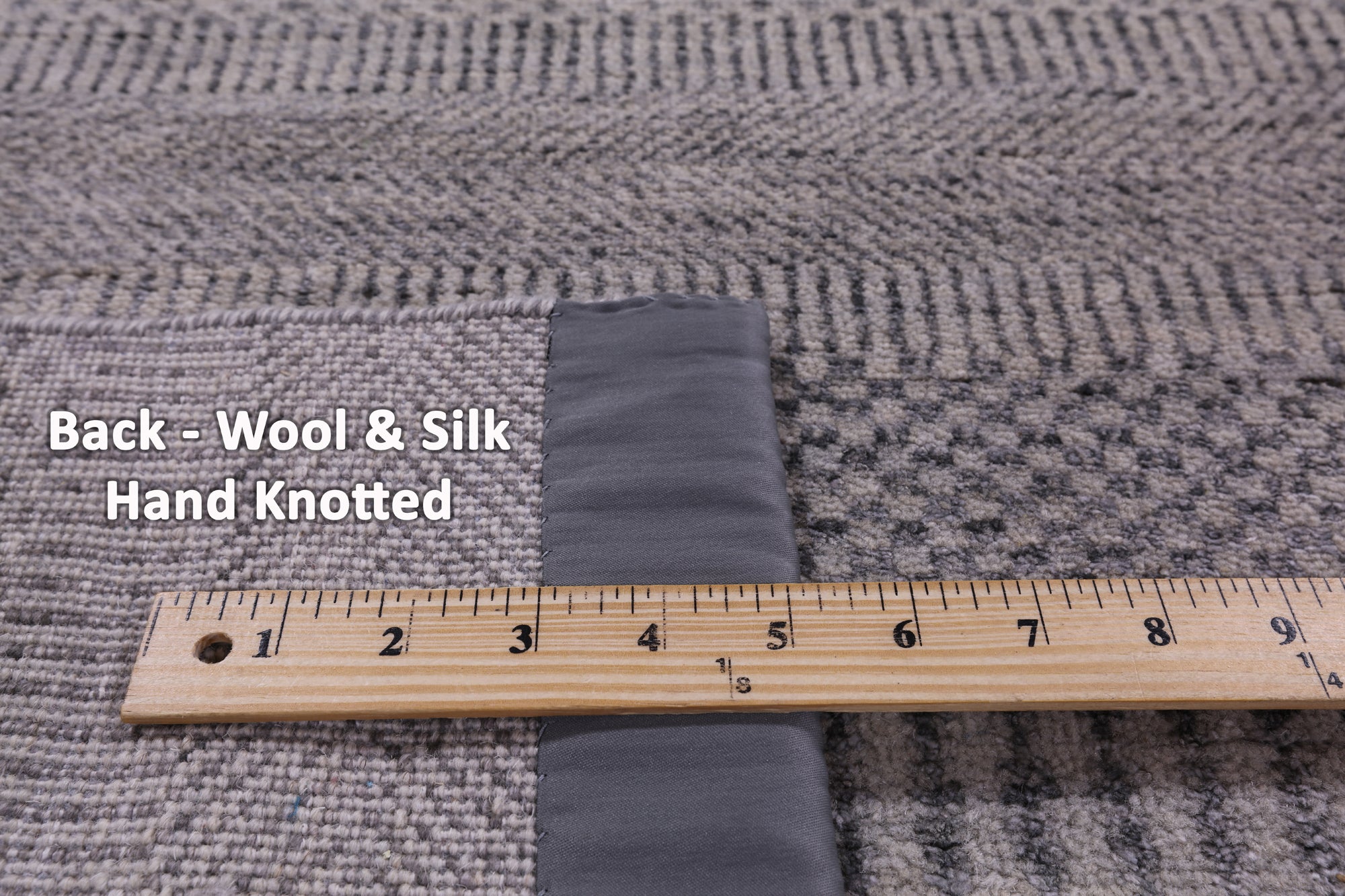 Savannah Grass Hand Knotted Wool & Silk Rug - 5' 1" X 6' 11" - Golden Nile