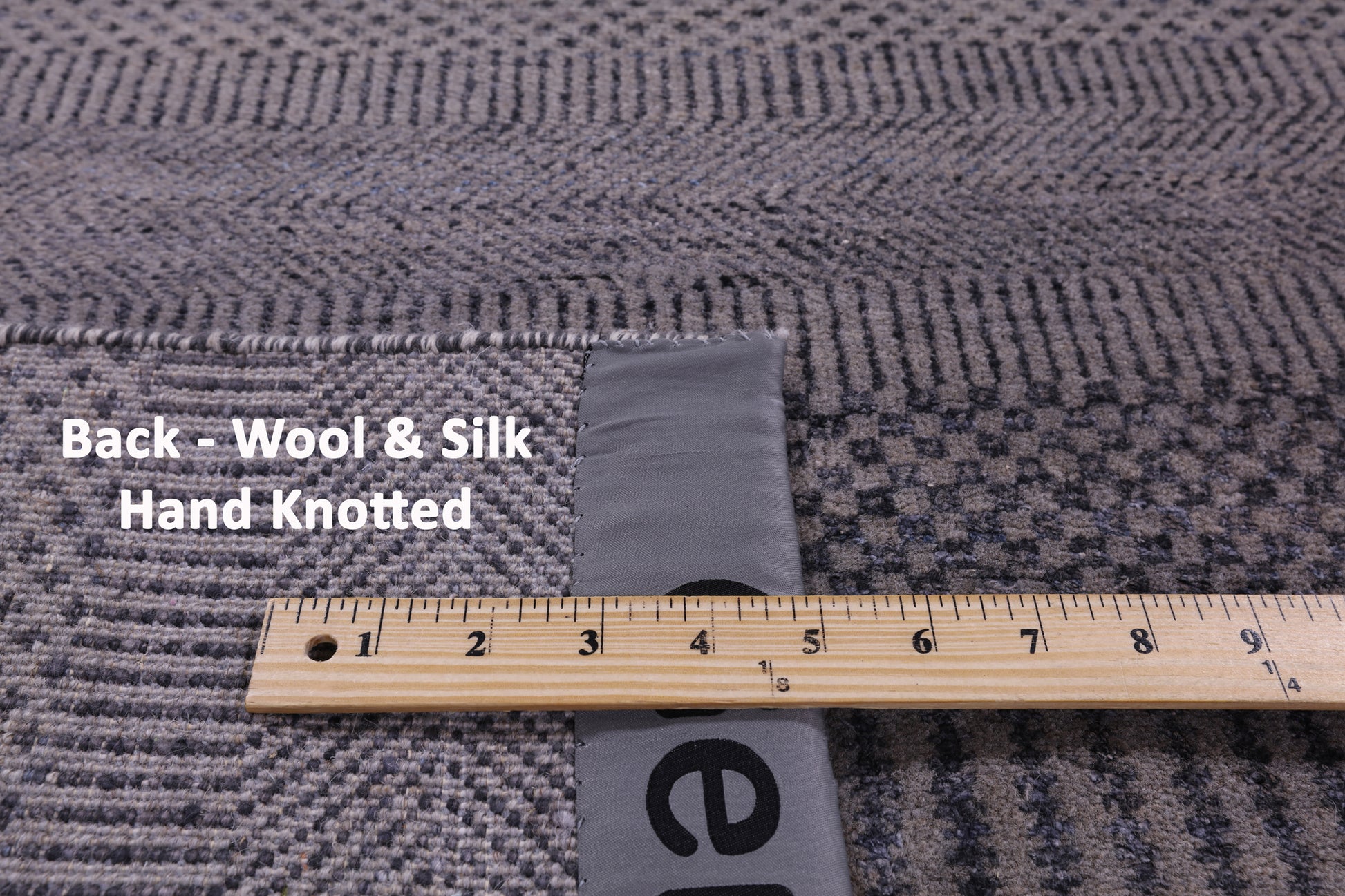 Savannah Grass Hand Knotted Wool & Silk Rug - 5' 1" X 7' 3" - Golden Nile
