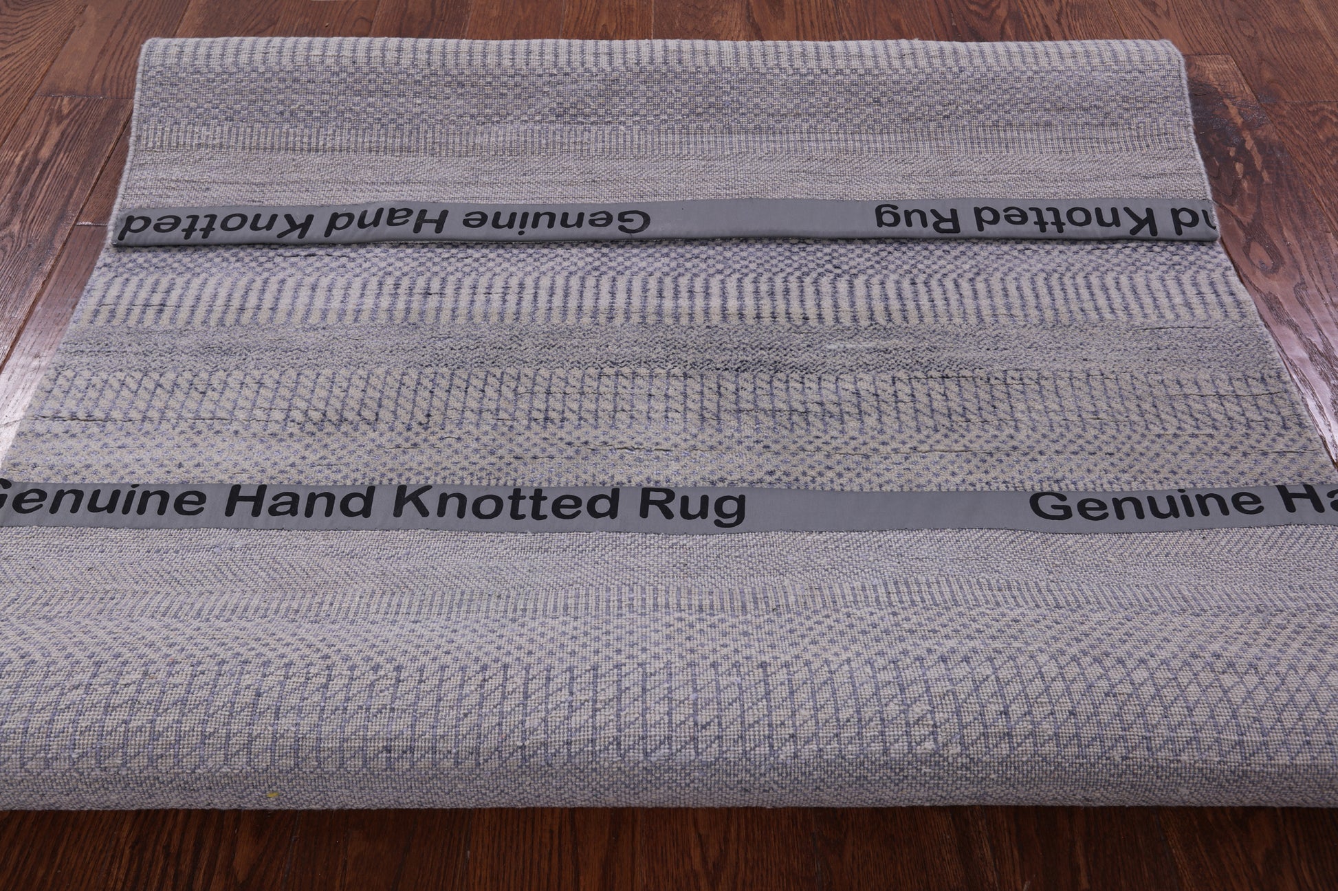 Savannah Grass Hand Knotted Wool & Silk Rug - 4' 0" X 5' 7" - Golden Nile