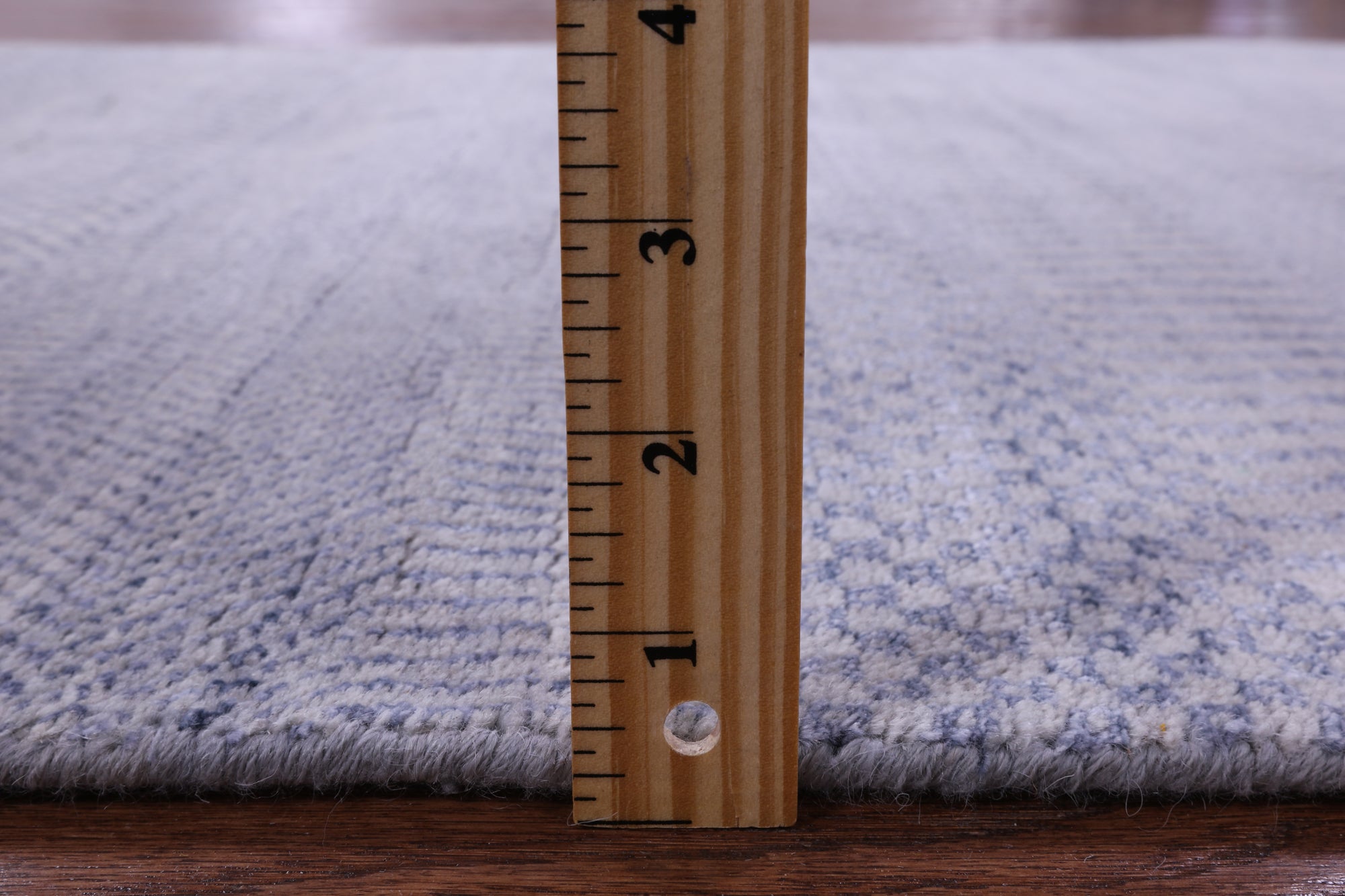 Grey Savannah Grass Hand Knotted Wool & Silk Rug - 3' 1" X 5' 2" - Golden Nile