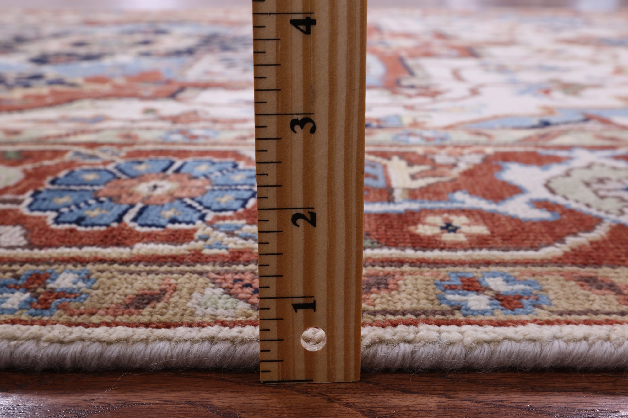 Ivory Geometric Heriz Serapi Hand Knotted Wool Rug - 5' 11" X 8' 11" - Golden Nile