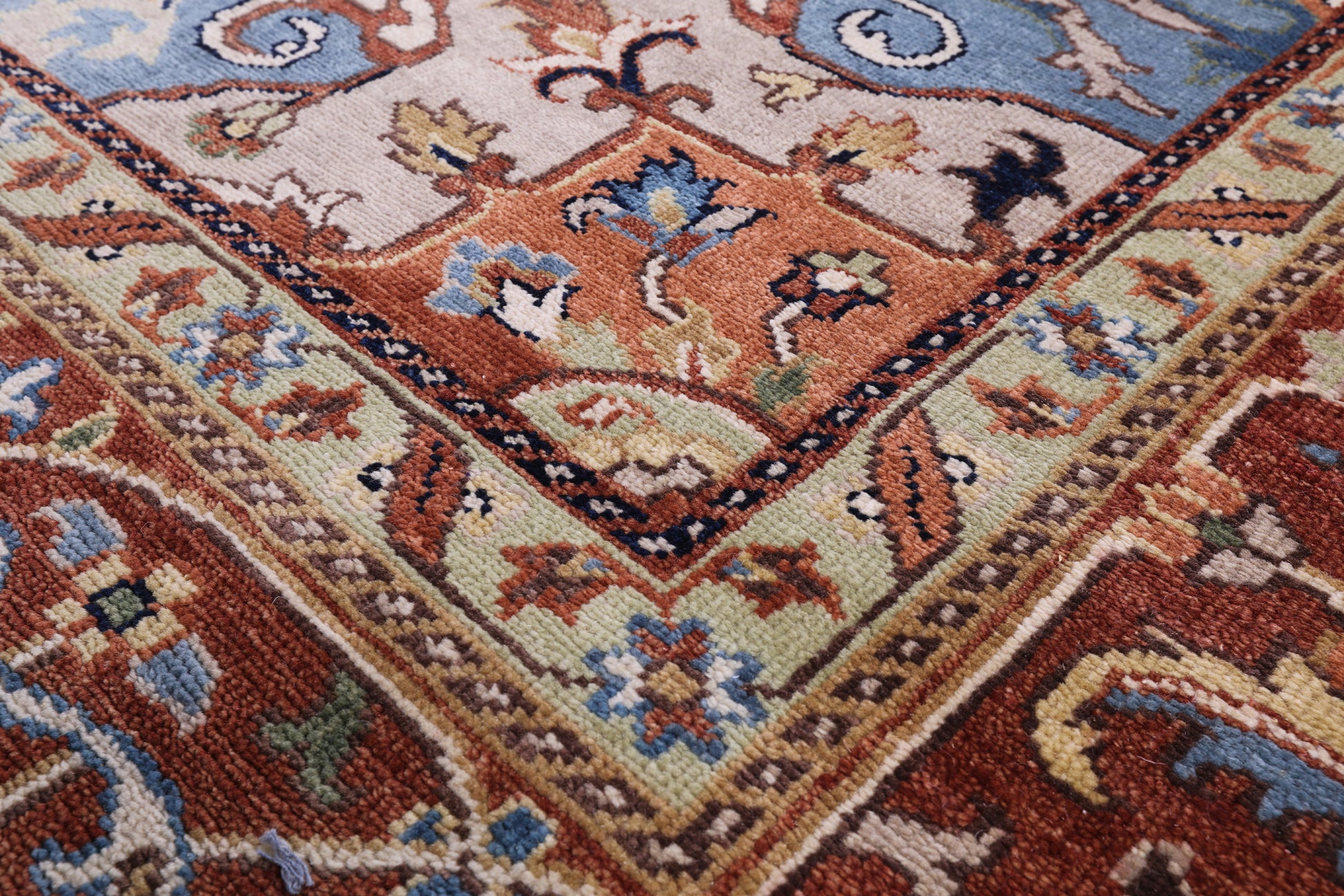 Ivory Geometric Heriz Serapi Hand Knotted Wool Rug - 8' 10" X 18' 0" - Golden Nile