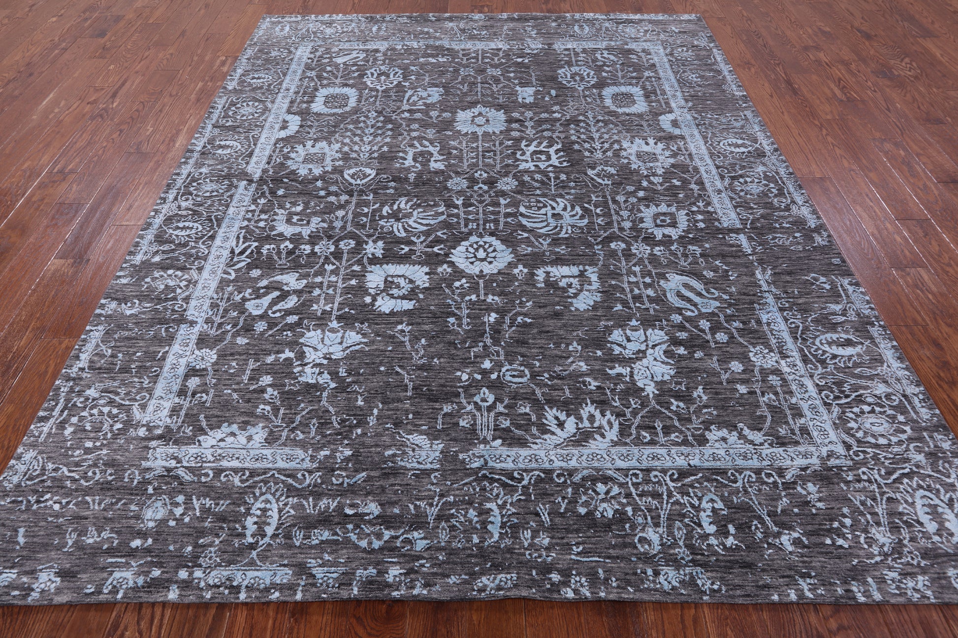 Grey Persian Hand Knotted Wool & Silk Rug - 7' 11" X 9' 10" - Golden Nile