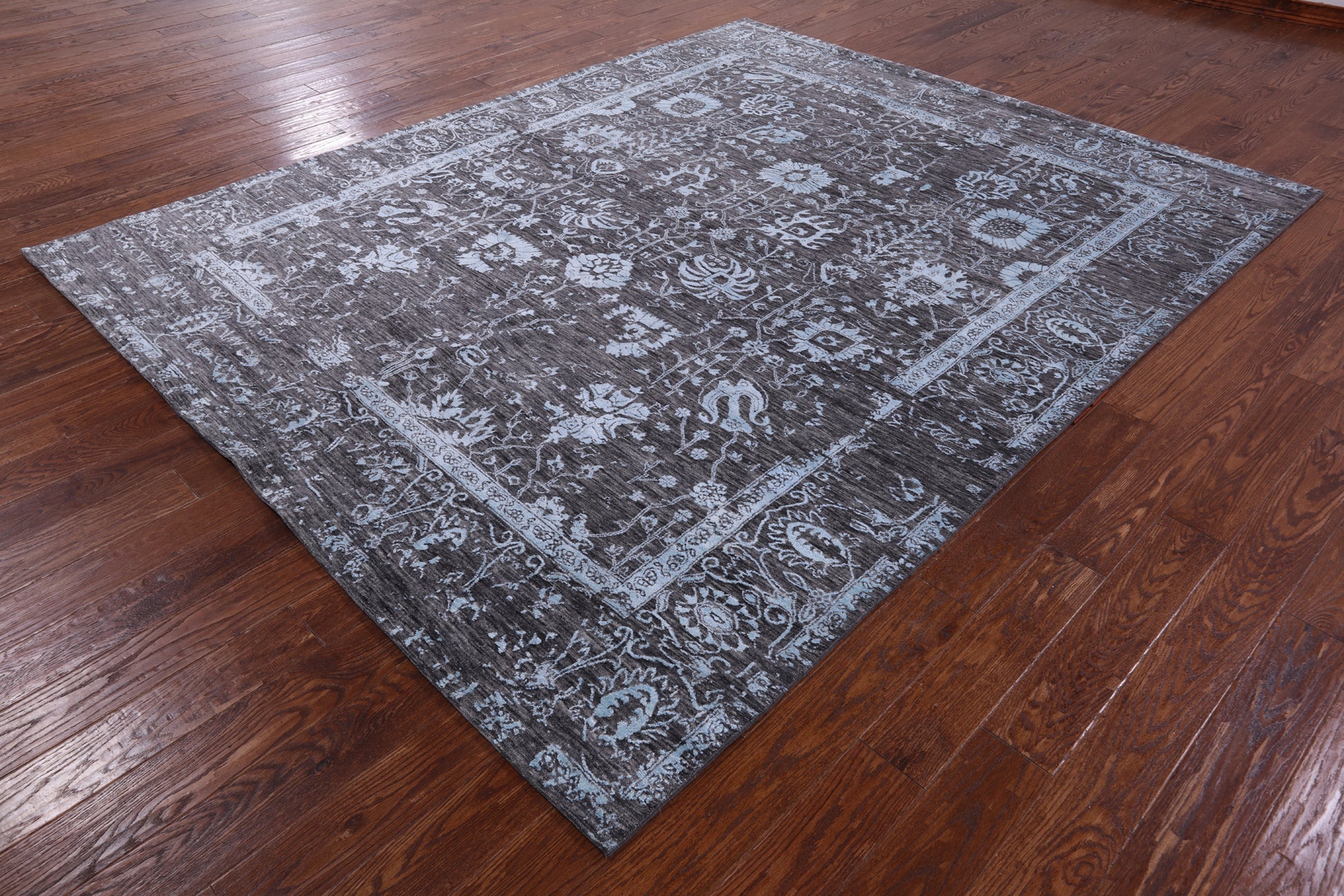 Grey Persian Hand Knotted Wool & Silk Rug - 7' 11" X 9' 10" - Golden Nile