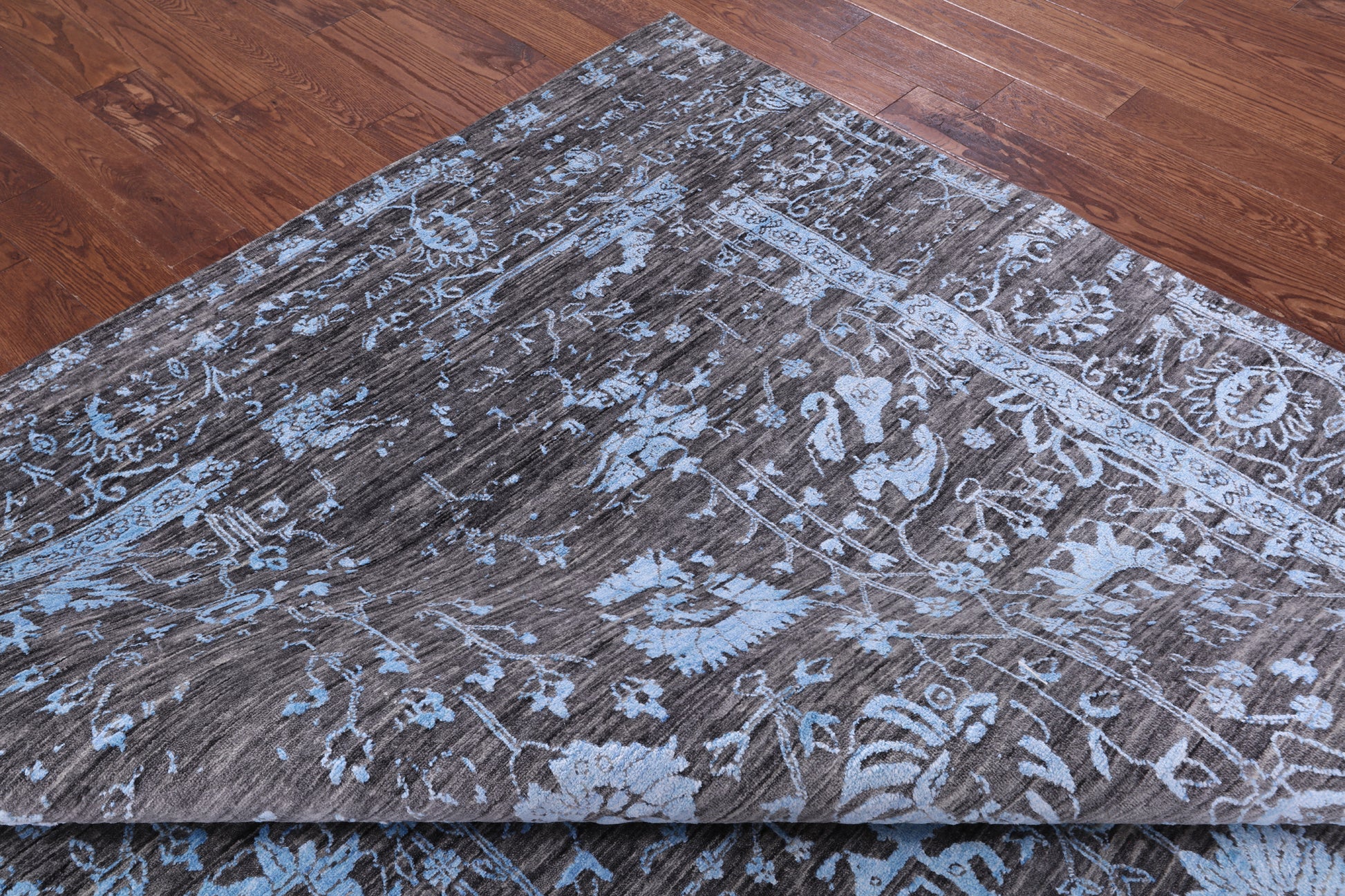 Grey Persian Handmade Wool & Silk Rug - 8' 1" X 10' 1" - Golden Nile