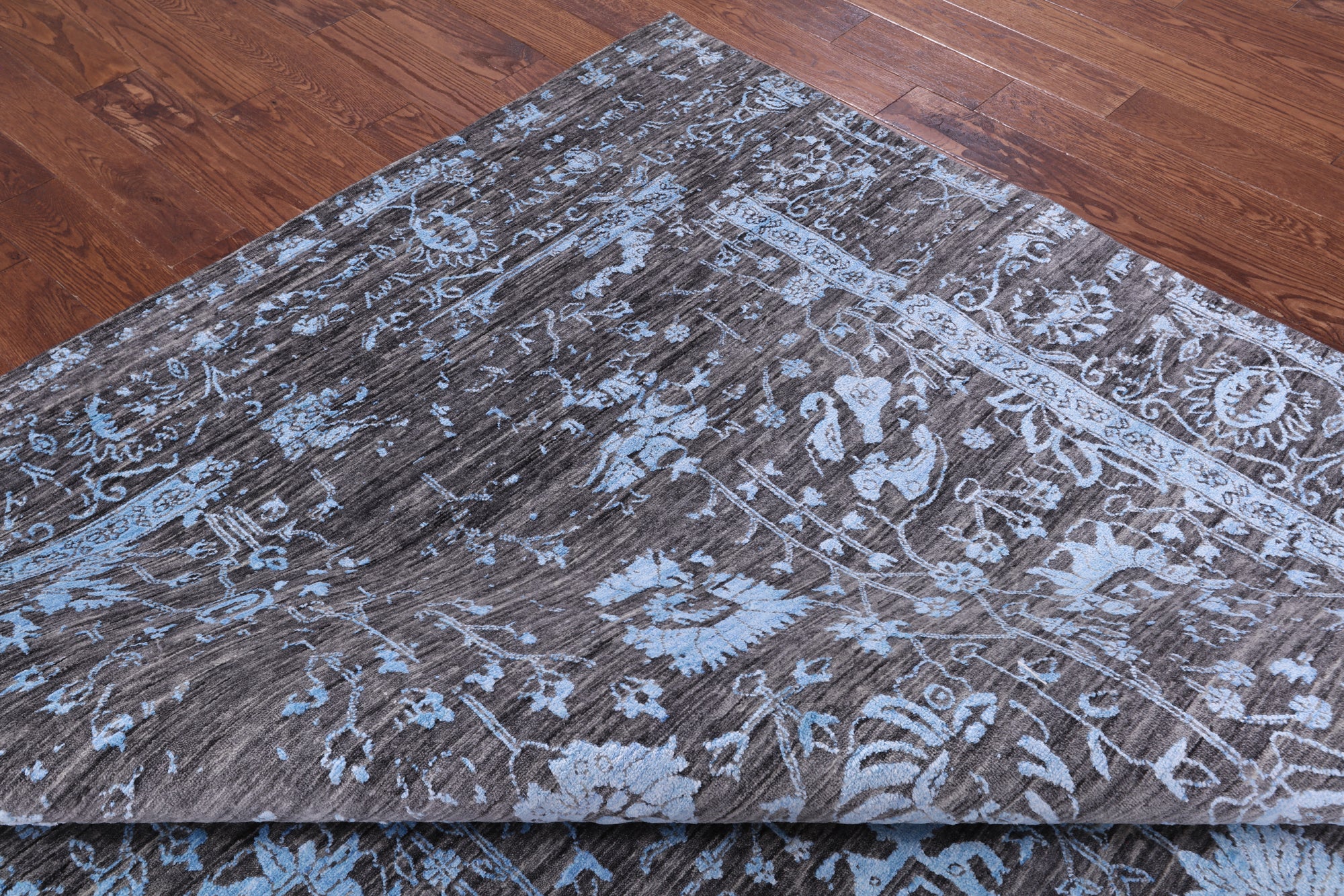Grey Persian Handmade Wool & Silk Rug - 8' 1" X 10' 1" - Golden Nile