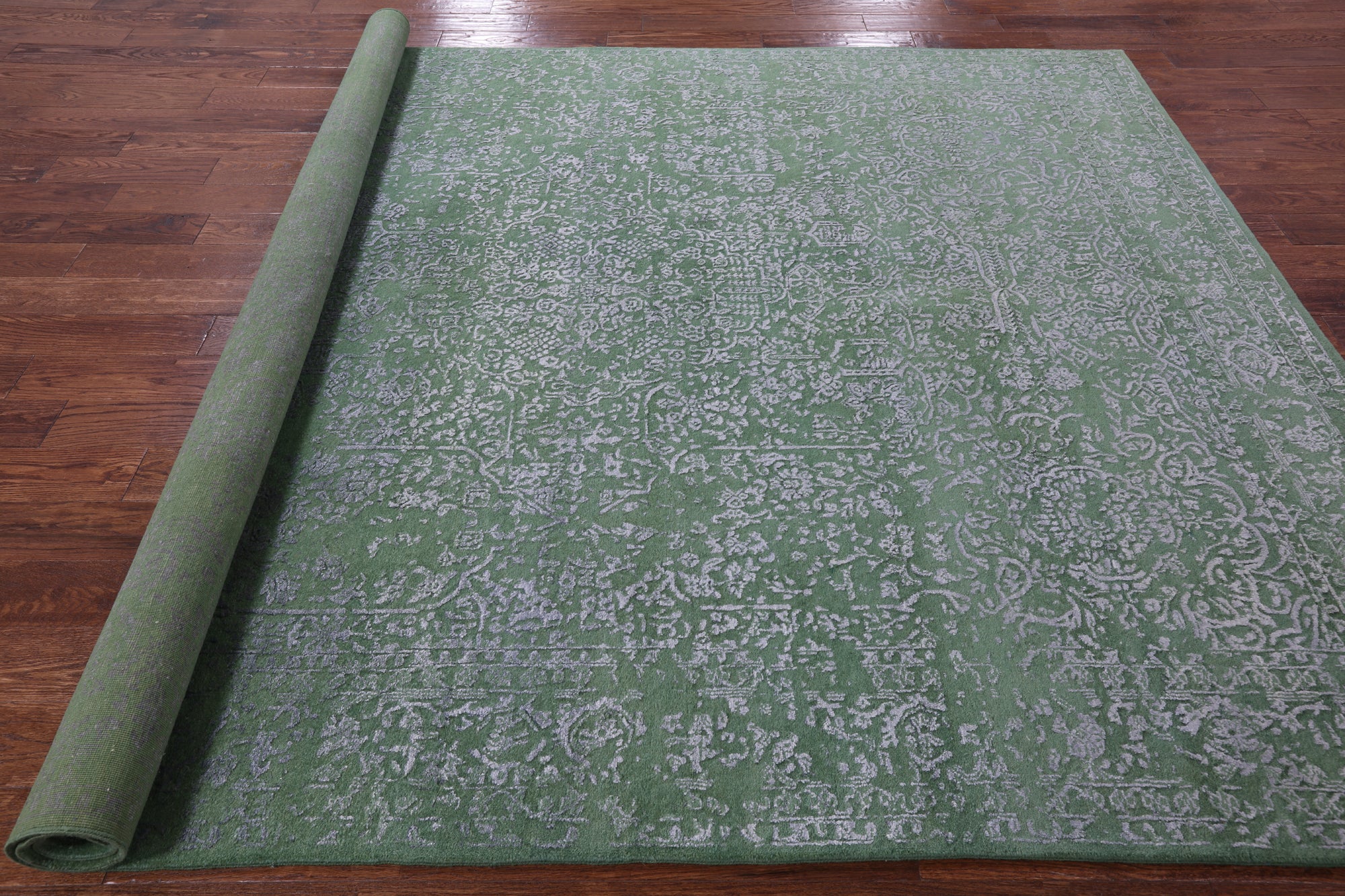 Green Modern Hand Knotted Wool & Silk Rug - 7' 10" X 9' 11" - Golden Nile