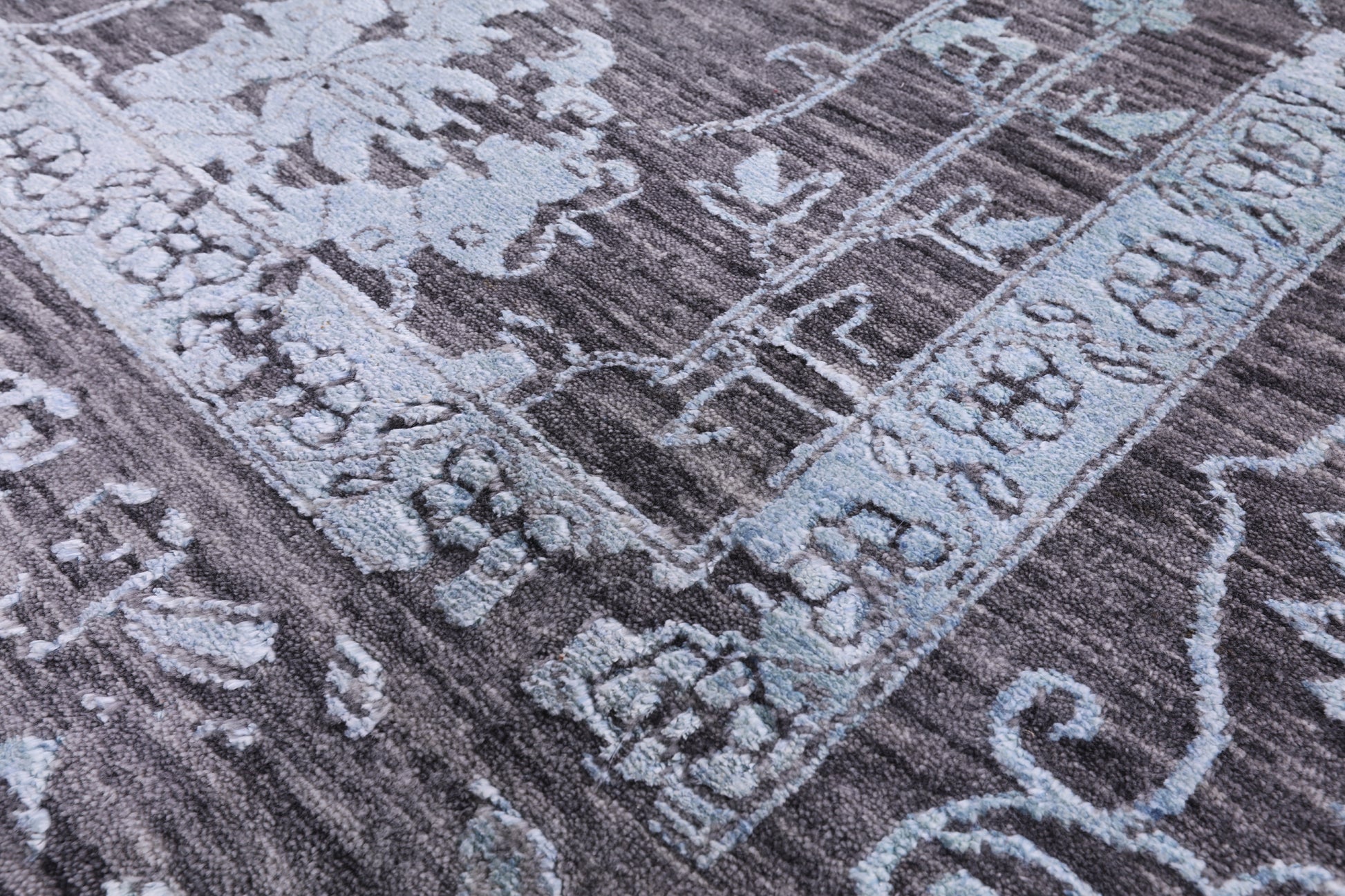 Grey Persian Hand Knotted Wool & Silk Rug - 10' 2" X 14' 2" - Golden Nile