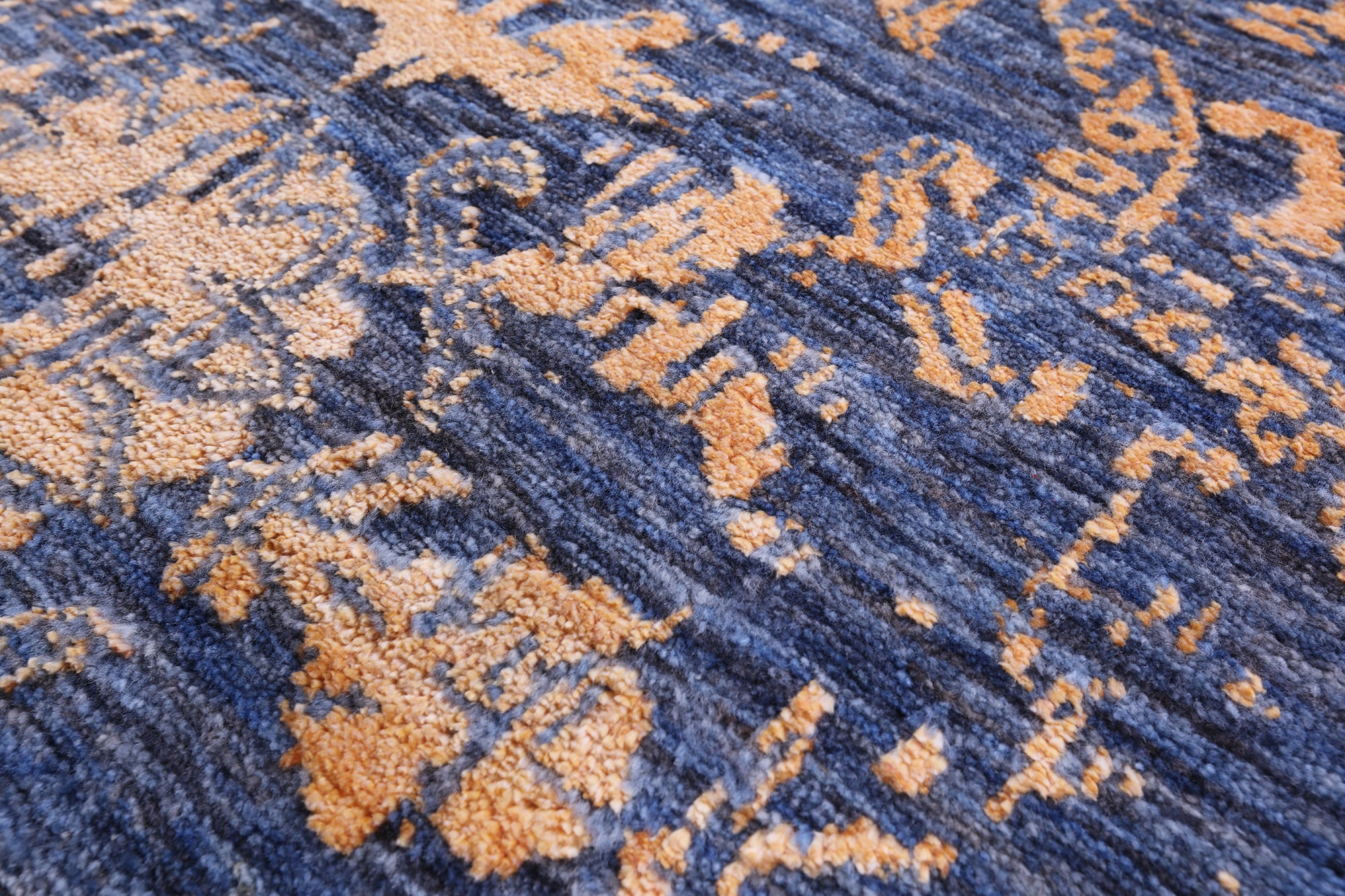 Persian Hand Knotted Wool & Silk Runner Rug - 2' 6" X 12' 0" - Golden Nile