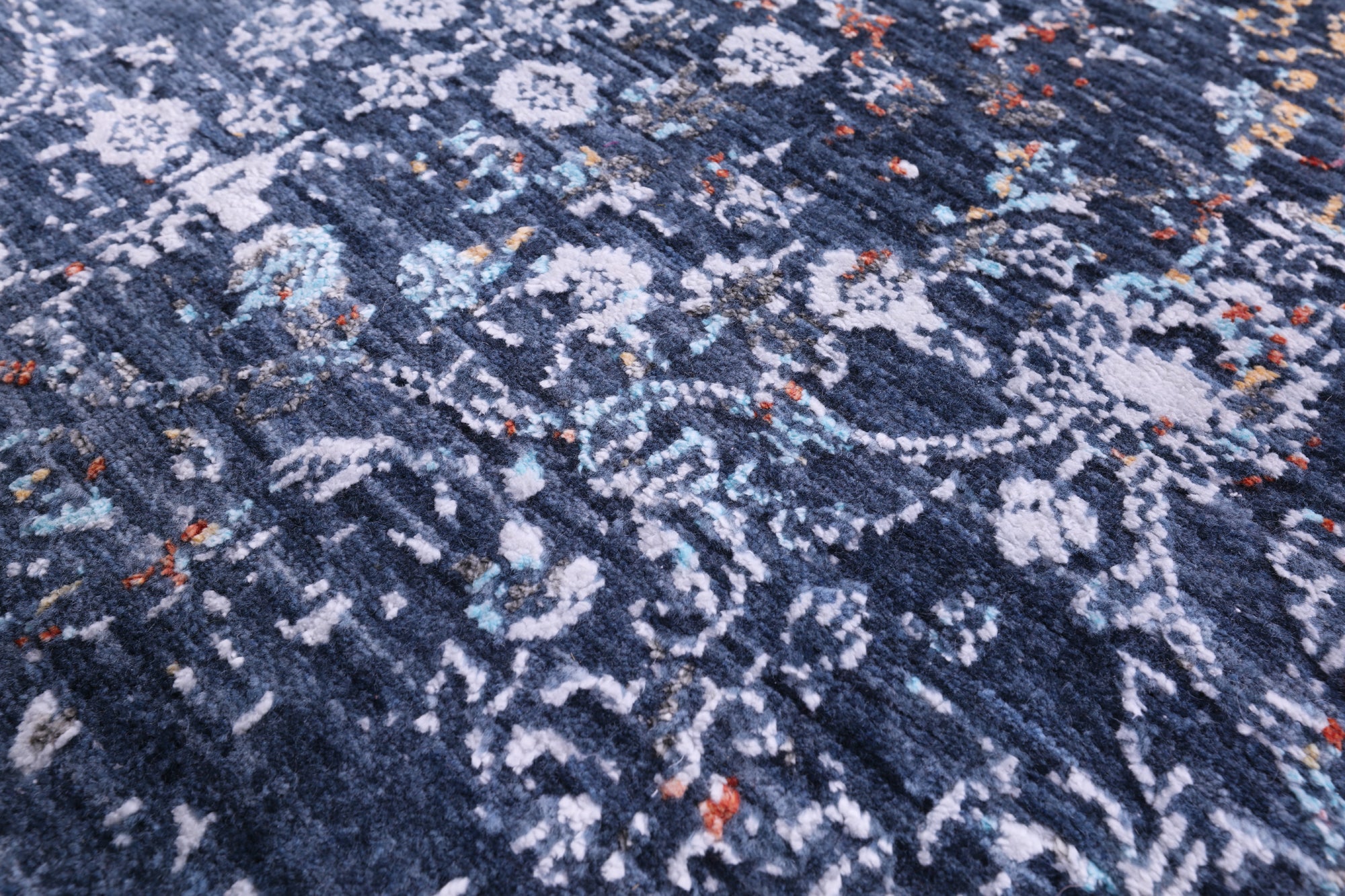 Contemporary Handmade Wool & Silk Runner Rug - 2' 6" X 17' 10" - Golden Nile