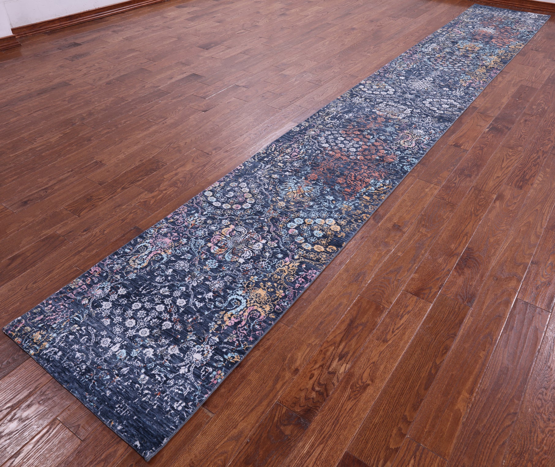 Contemporary Handmade Wool & Silk Runner Rug - 2' 6" X 17' 11" - Golden Nile