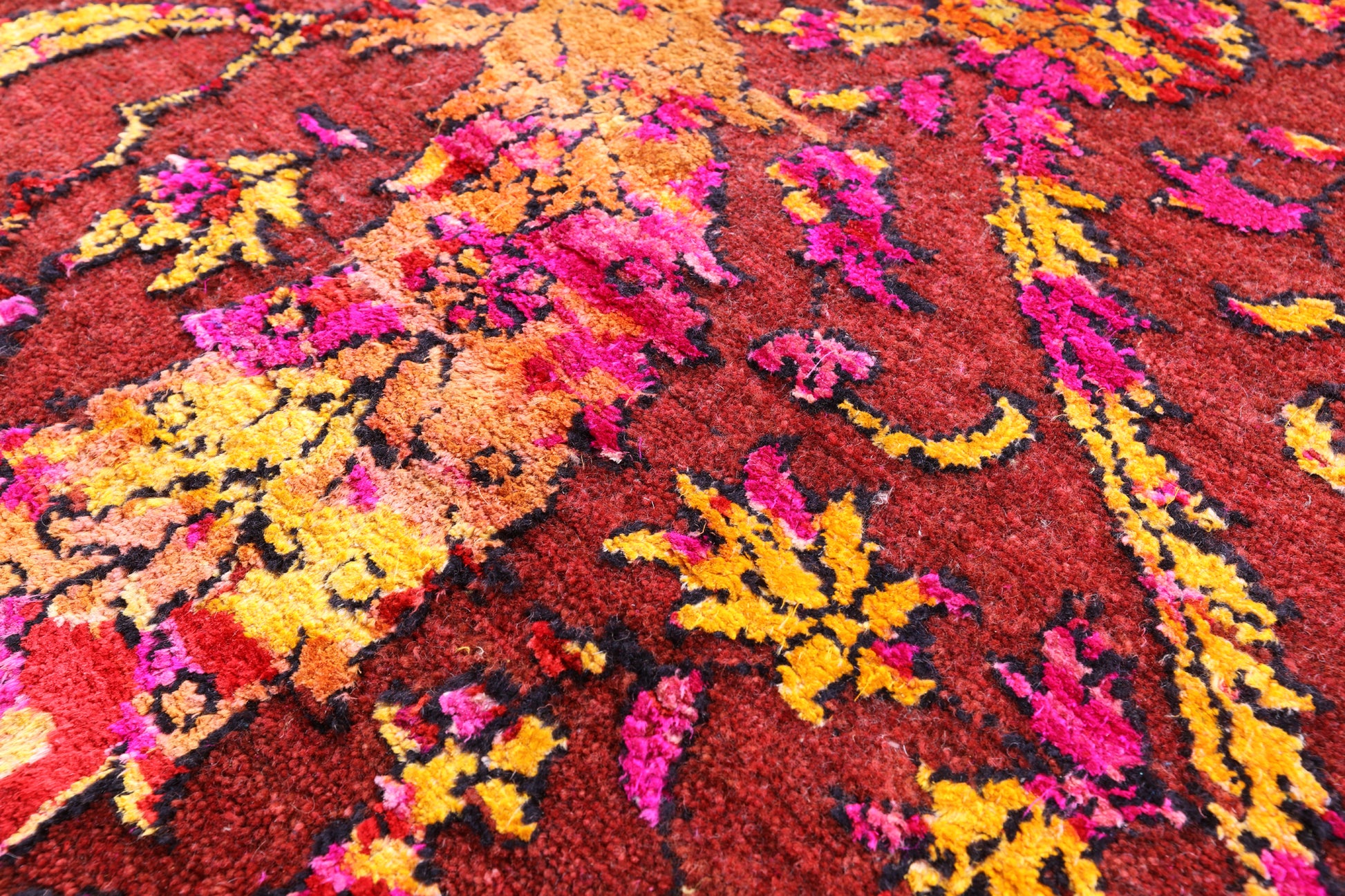 Brown Sickle Leaf Design Persian Hand Knotted Wool & Silk Rug - 7' 10" X 10' 1" - Golden Nile