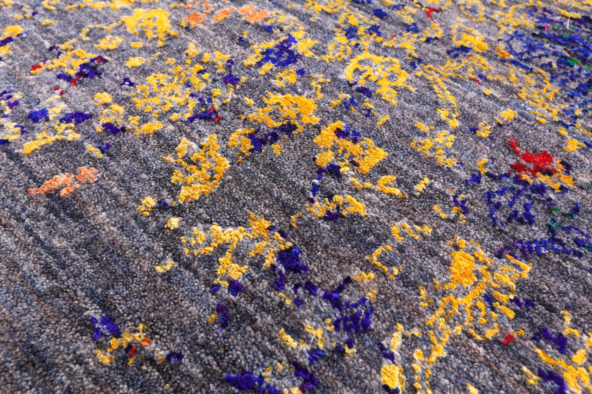 Contemporary Handmade Wool & Silk Rug - 8' 9" X 11' 11" - Golden Nile