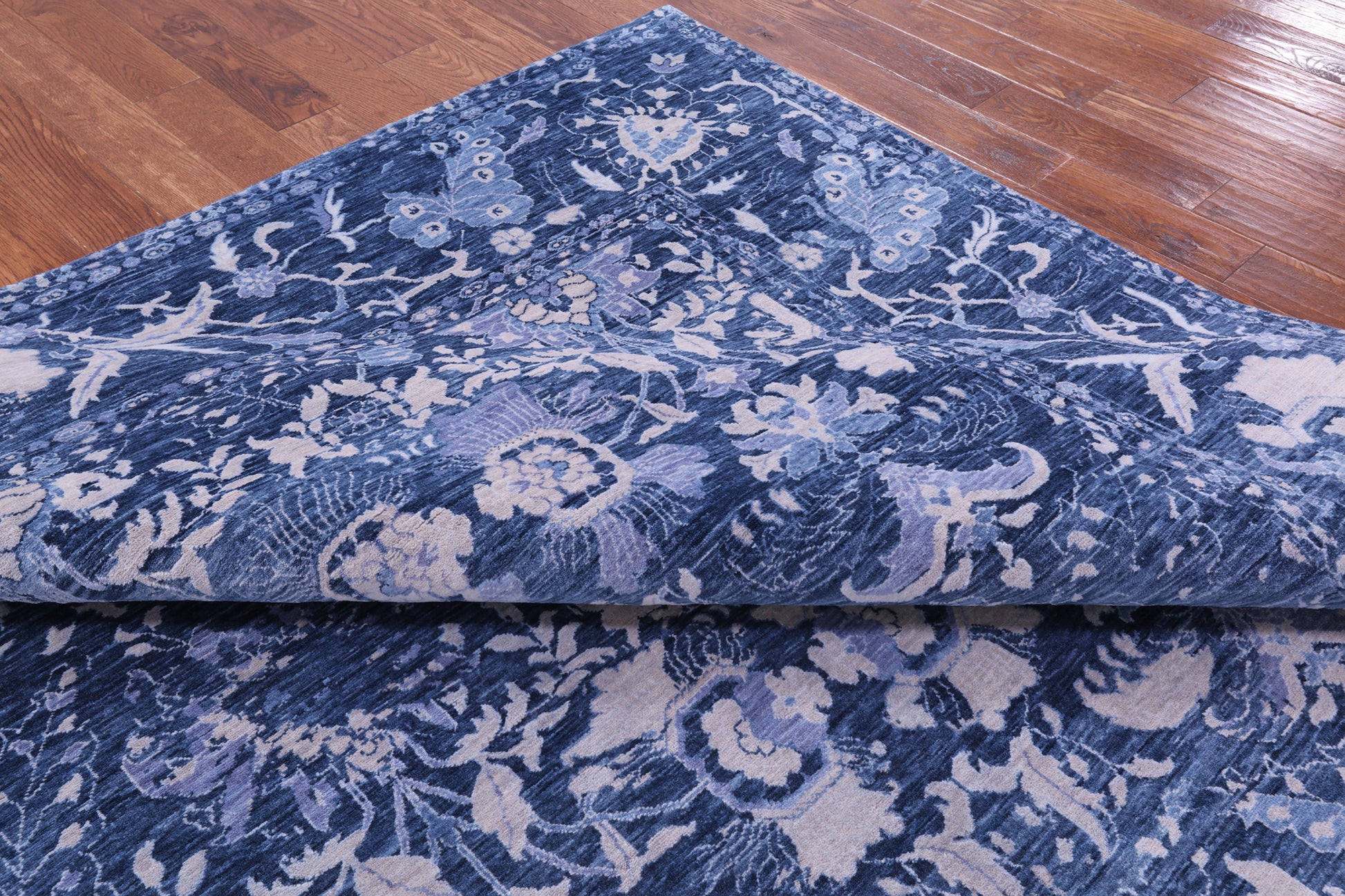 Blue Square Modern Hand Knotted Wool Rug - 9' 10" X 9' 11" - Golden Nile