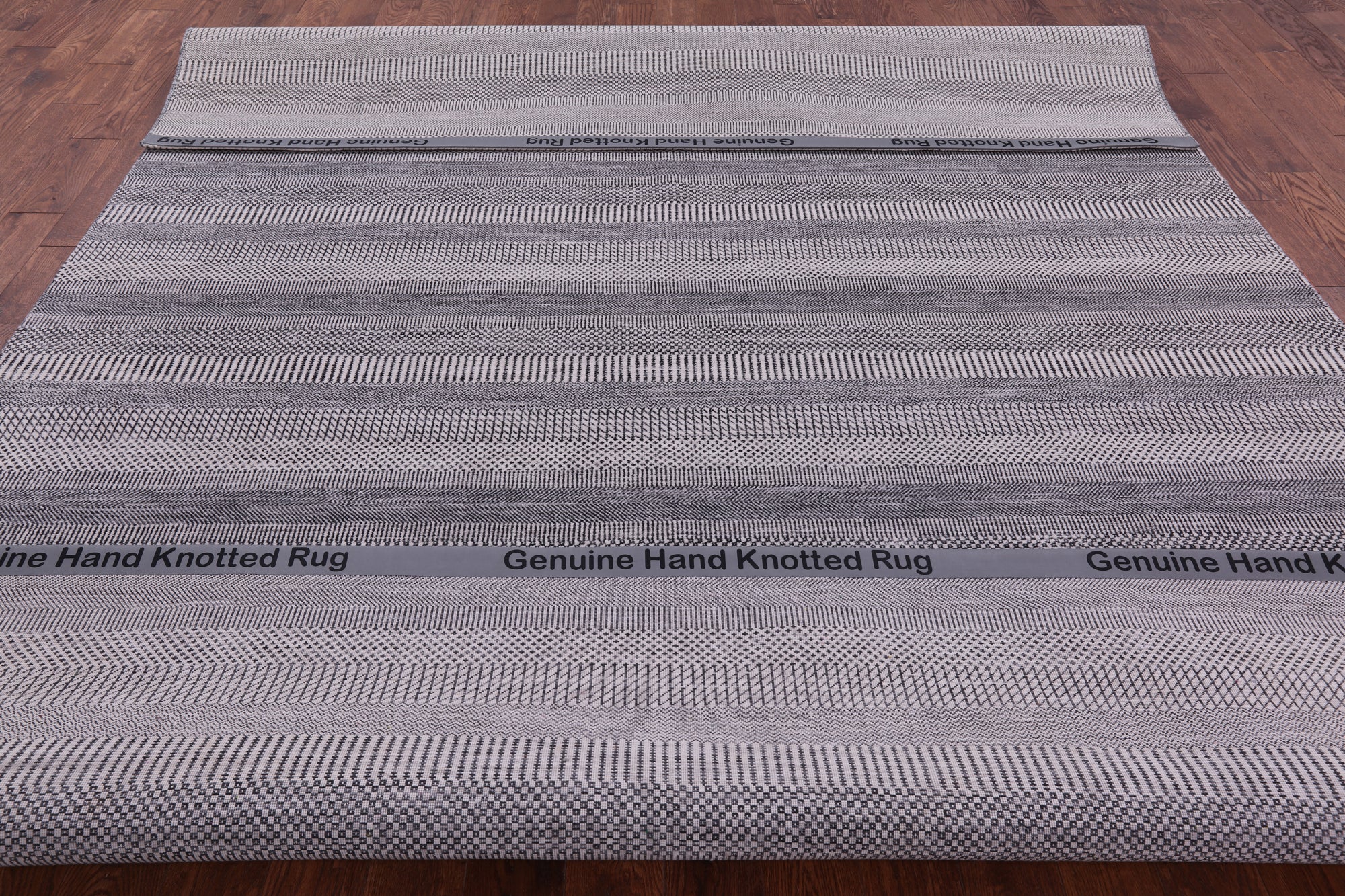 Savannah Grass Hand Knotted Wool & Silk Rug - 8' 11" X 12' 1" - Golden Nile