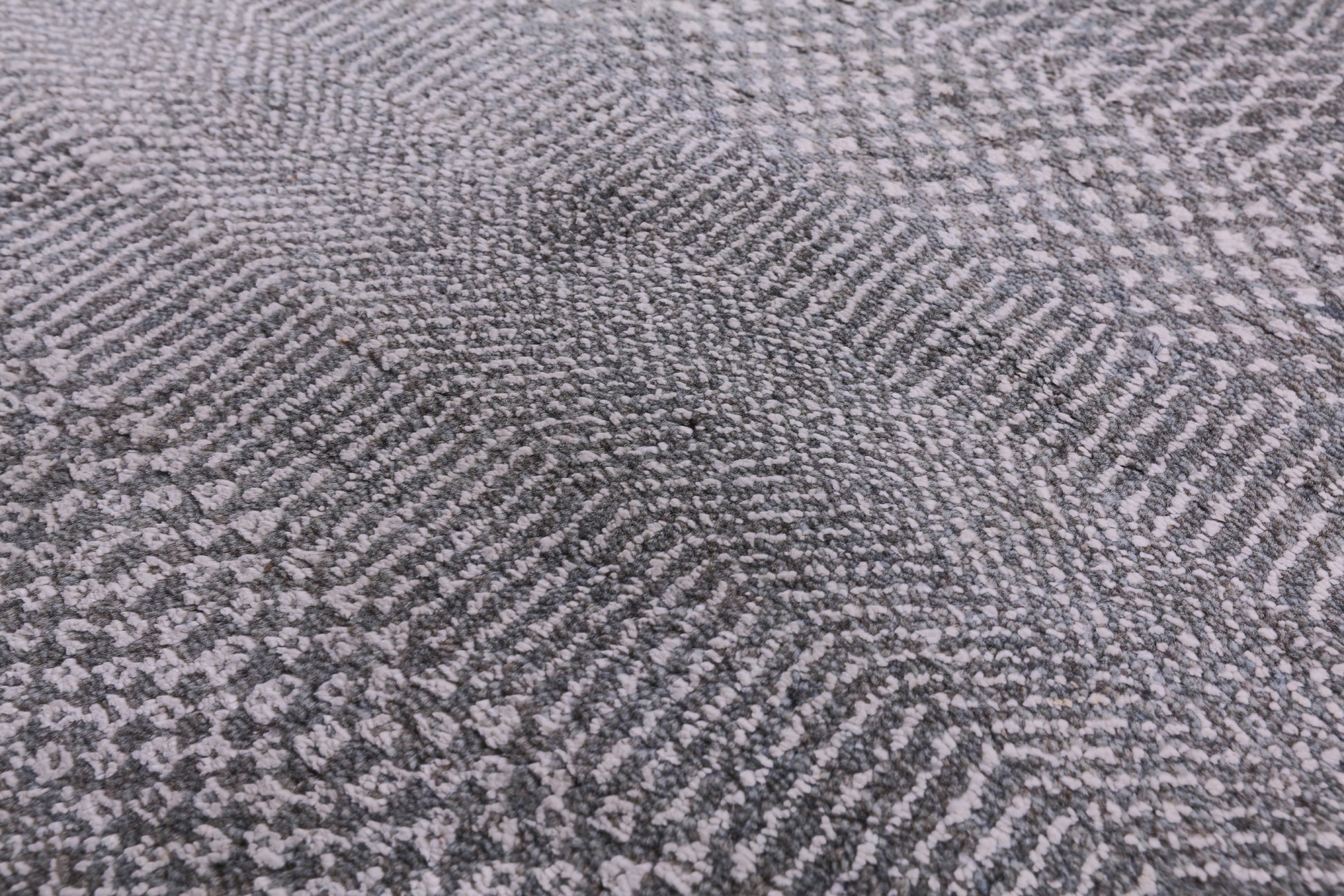Savannah Grass Handmade Wool & Silk Rug - 8' 0" X 10' 3" - Golden Nile