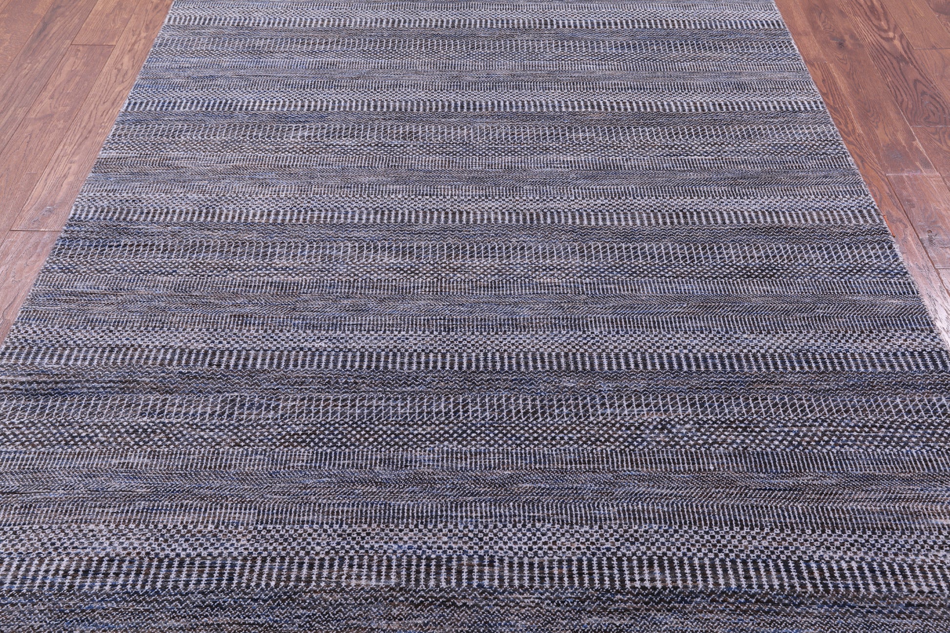Savannah Grass Hand Knotted Wool & Silk Rug - 6' 1" X 9' 0" - Golden Nile