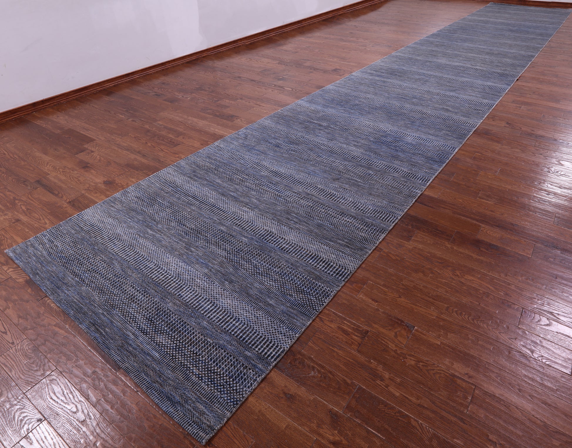 Savannah Grass Hand Knotted Wool & Silk Rug - 5' 3" X 33' 3" - Golden Nile