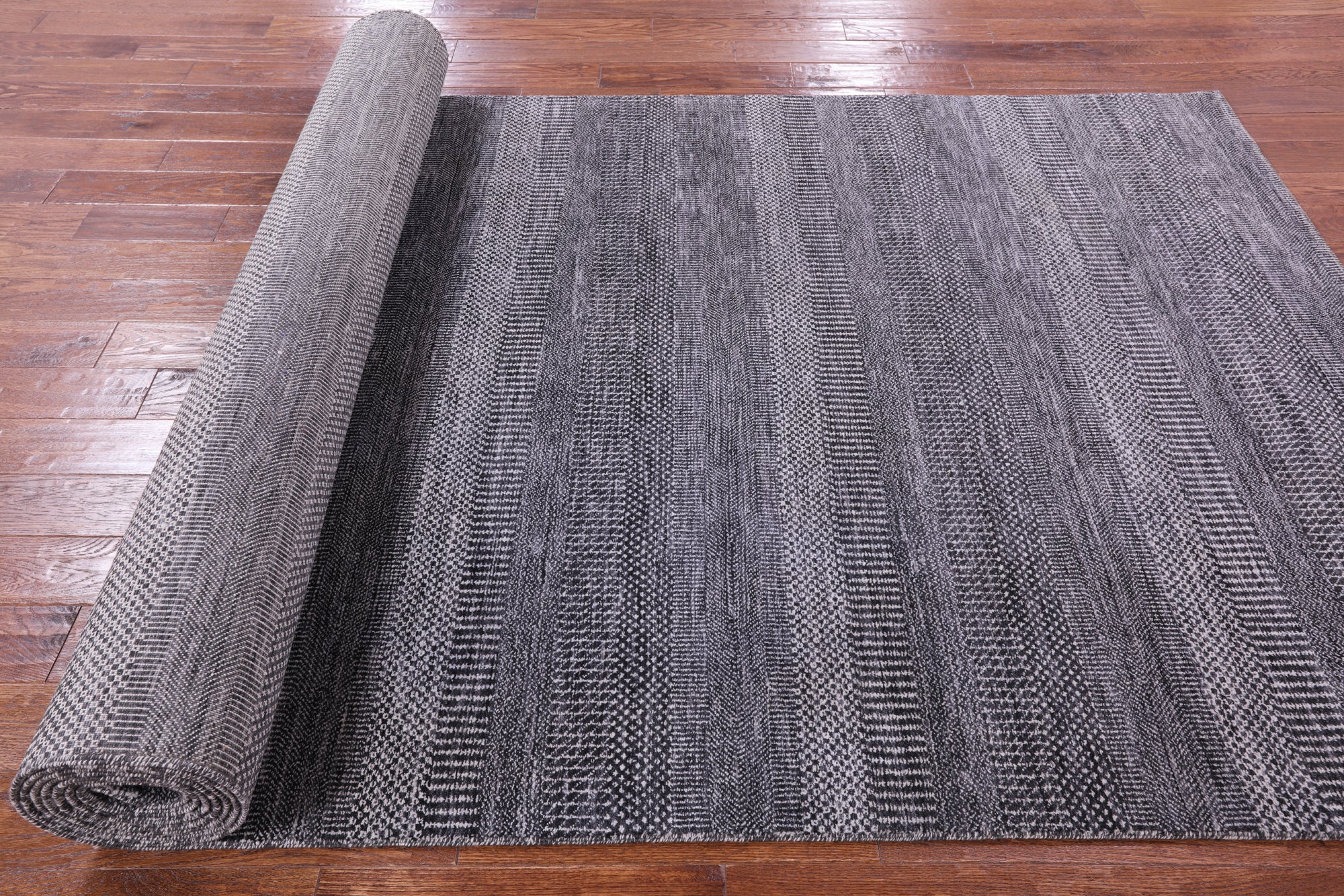 Savannah Grass Handmade Wool & Silk Rug - 6' 0" X 18' 0" - Golden Nile