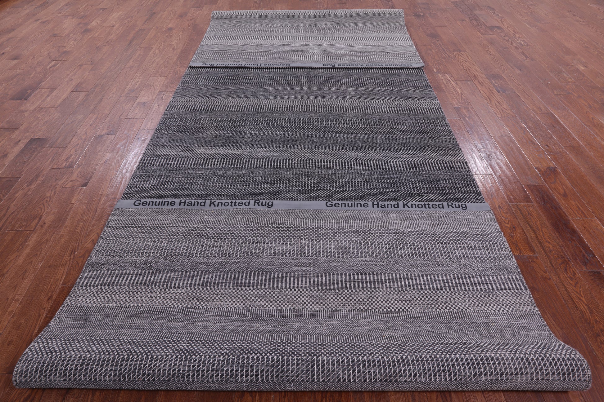 Savannah Grass Handmade Wool & Silk Rug - 6' 0" X 18' 0" - Golden Nile