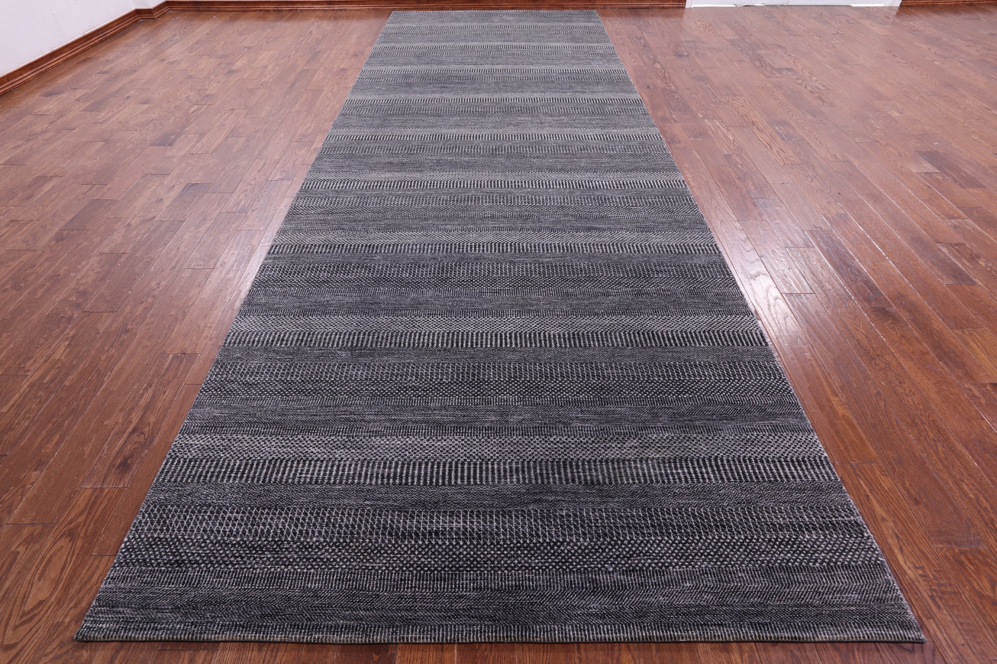 Savannah Grass Handmade Wool & Silk Rug - 6' 0" X 18' 0" - Golden Nile