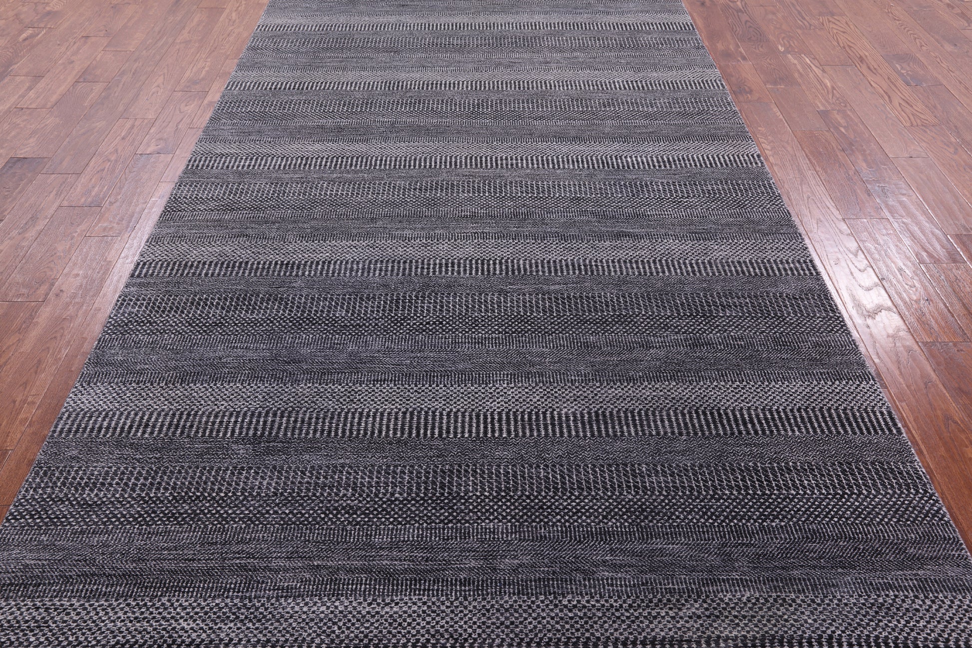 Savannah Grass Handmade Wool & Silk Rug - 6' 0" X 18' 0" - Golden Nile