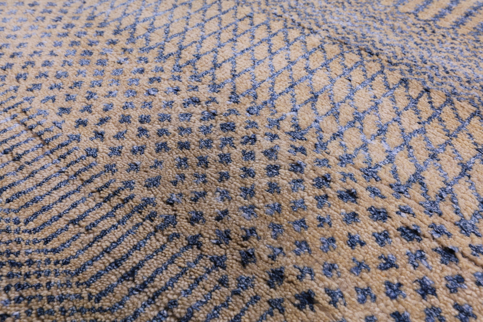 Savannah Grass Hand Knotted Wool & Silk Rug - 9' 0" X 12' 1" - Golden Nile
