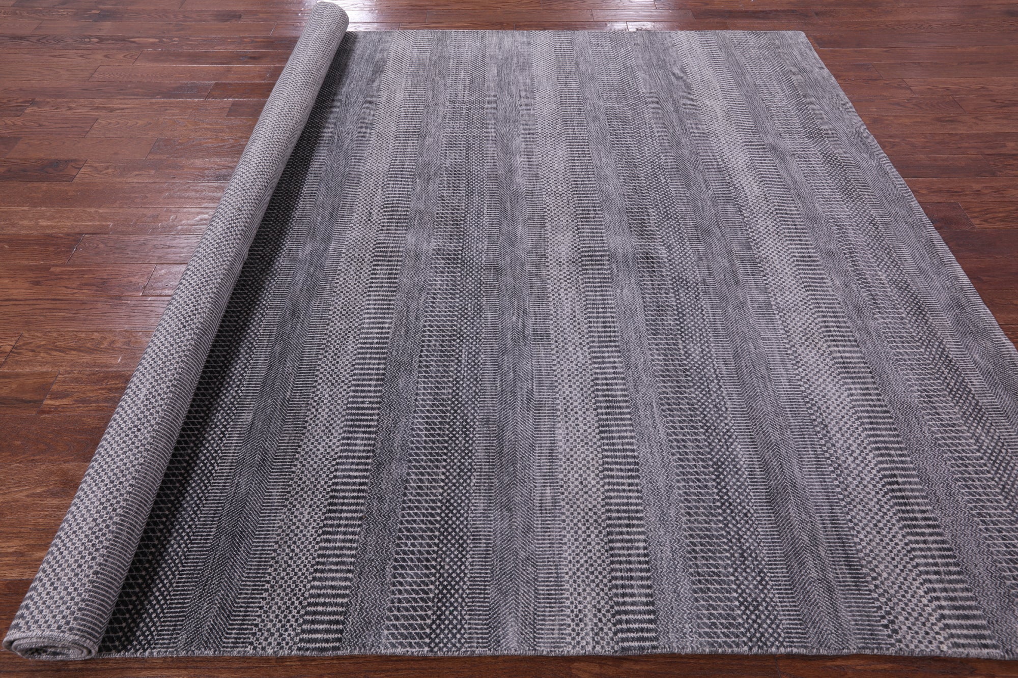 Savannah Grass Hand Knotted Wool & Silk Rug - 8' 1" X 9' 11" - Golden Nile