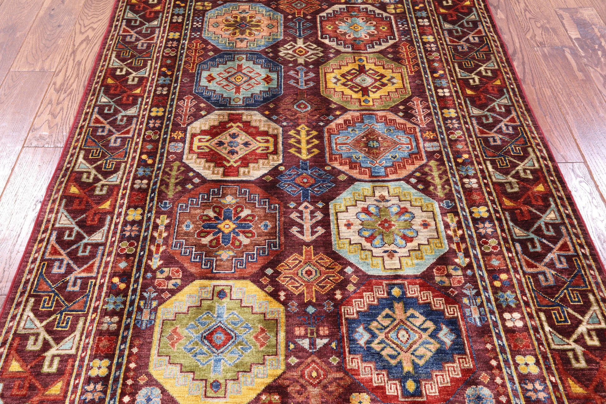 Turkmen Ersari Hand Knotted Wool Rug - 4' 0" X 6' 4" - Golden Nile