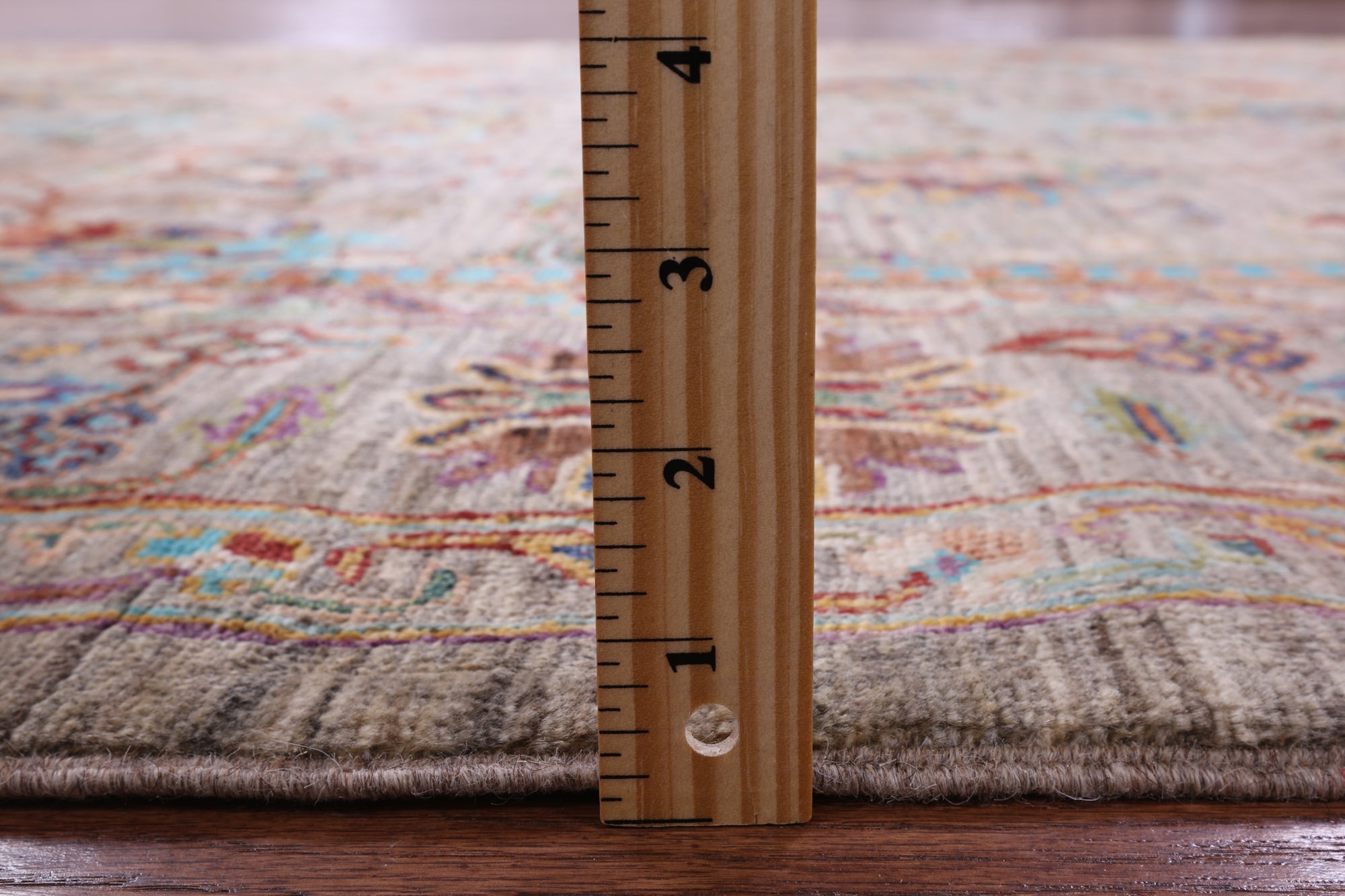 Peshawar Hand Knotted Wool Rug - 5' 7" X 8' 3" - Golden Nile