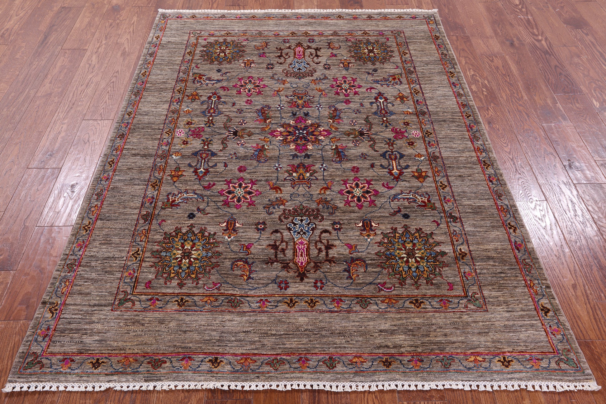 Persian Tabriz Hand Knotted Wool Rug - 5' 0" X 6' 7" - Golden Nile