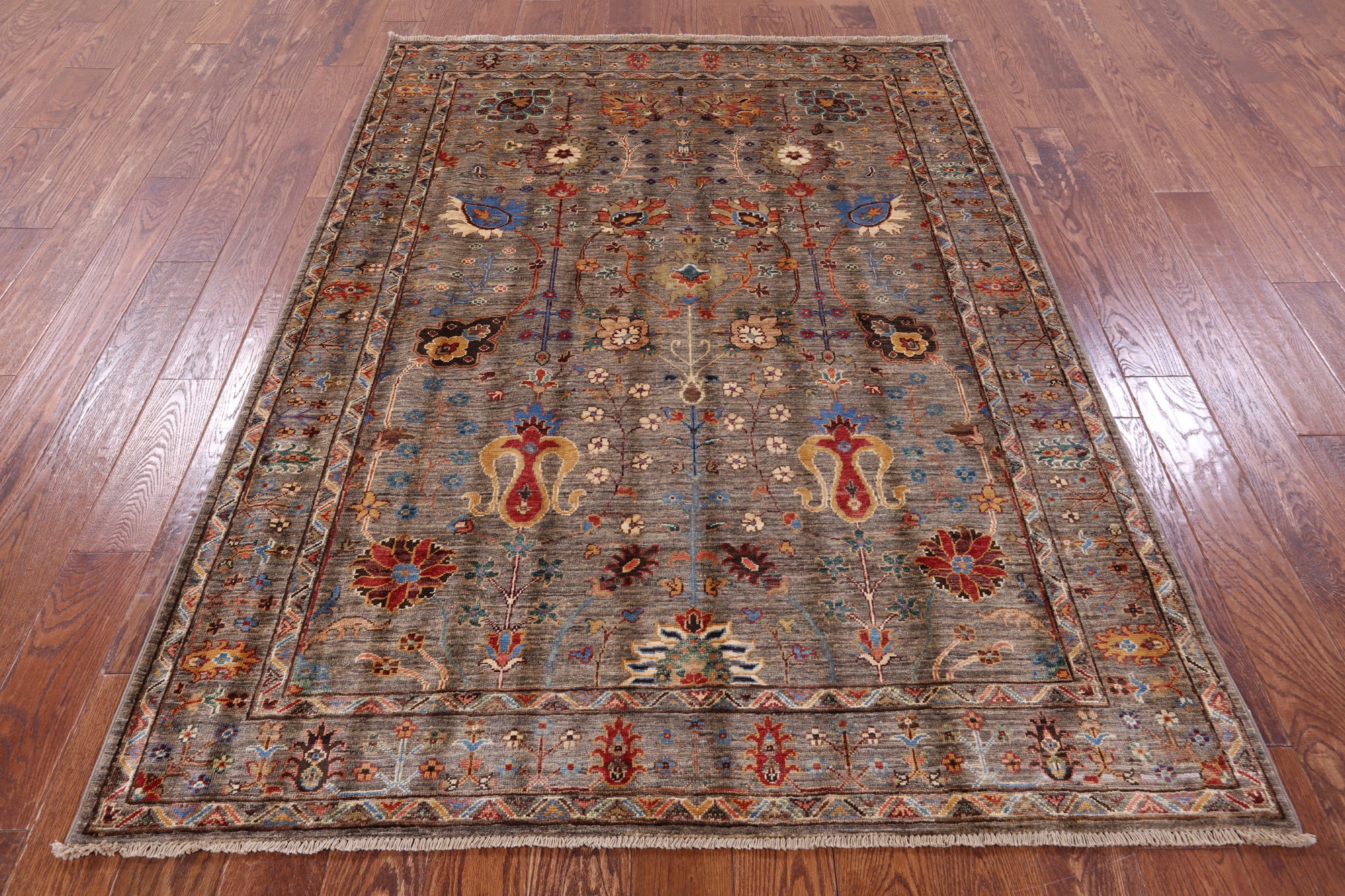 Peshawar Hand Knotted Wool Rug - 5' 1" X 7' 0" - Golden Nile