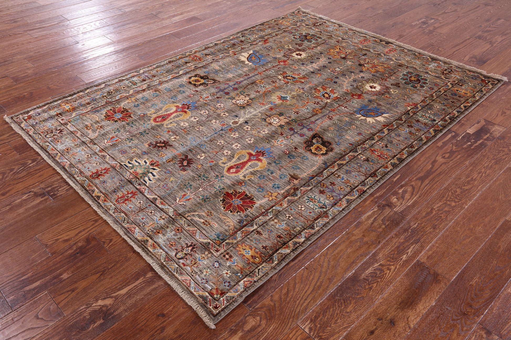 Peshawar Hand Knotted Wool Rug - 5' 1" X 7' 0" - Golden Nile