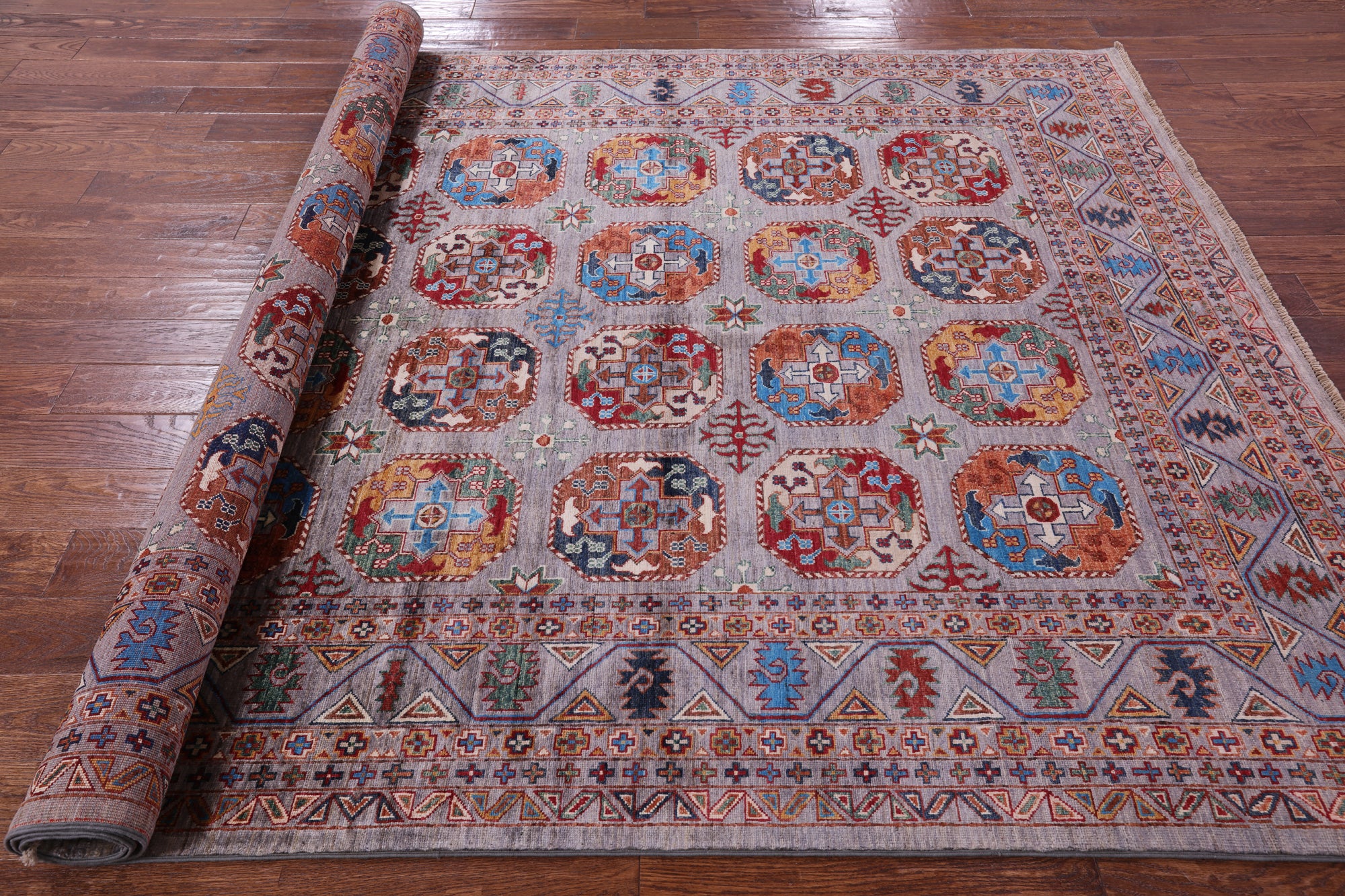 Grey Turkmen Ersari Hand Knotted Wool Rug - 6' 10" X 9' 10" - Golden Nile