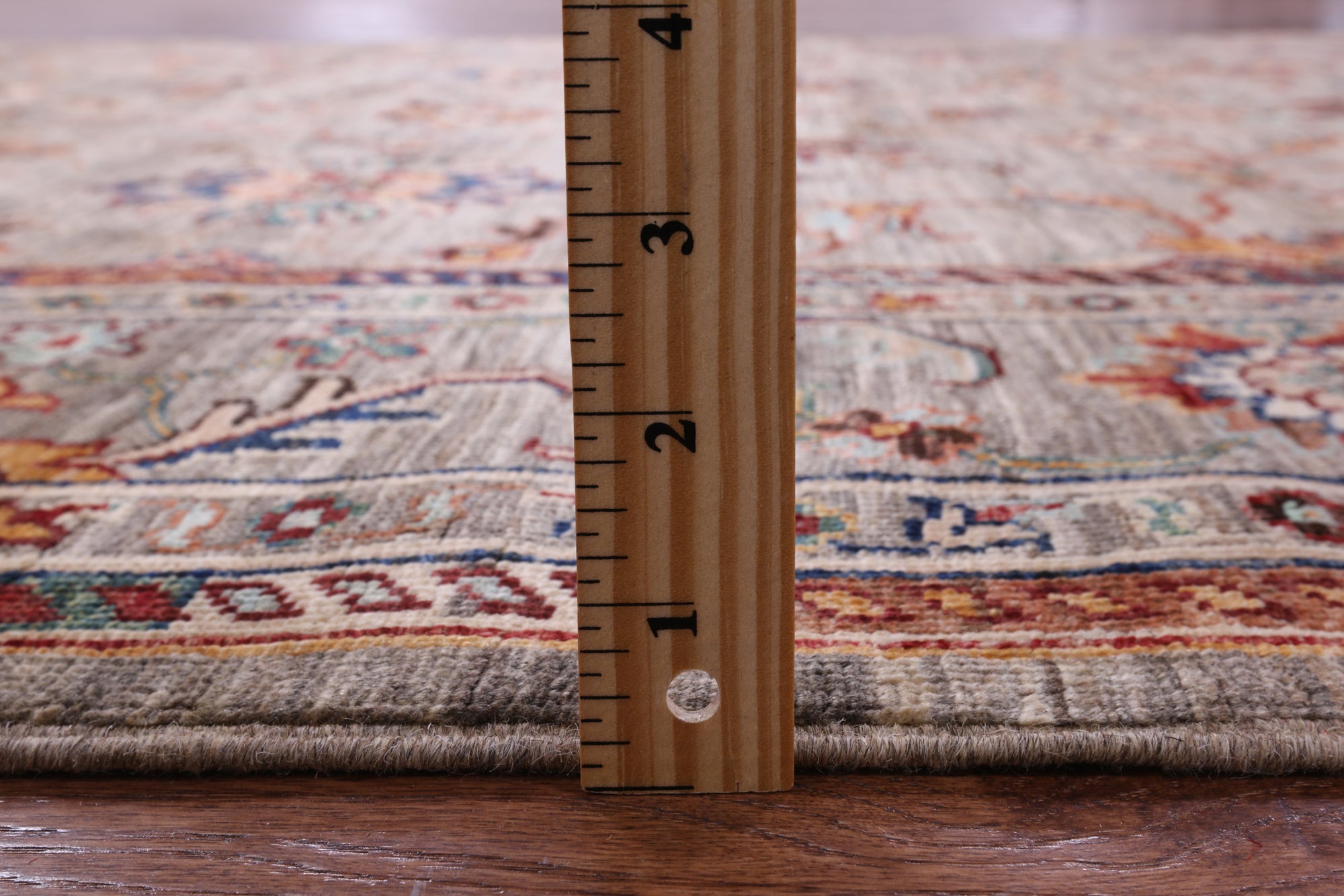 Peshawar Hand Knotted Wool Rug - 5' 8" X 8' 2" - Golden Nile