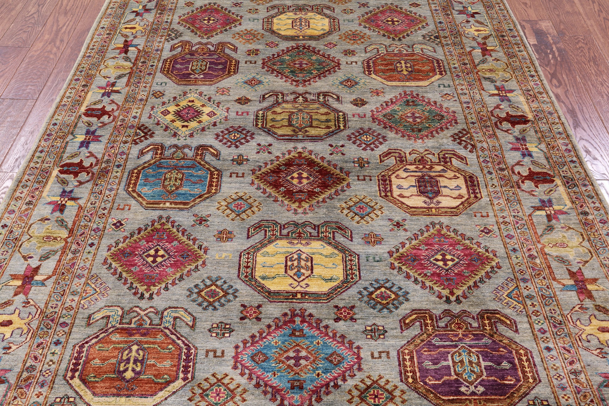 Turkmen Ersari Hand Knotted Wool Rug - 5' 8" X 7' 8" - Golden Nile