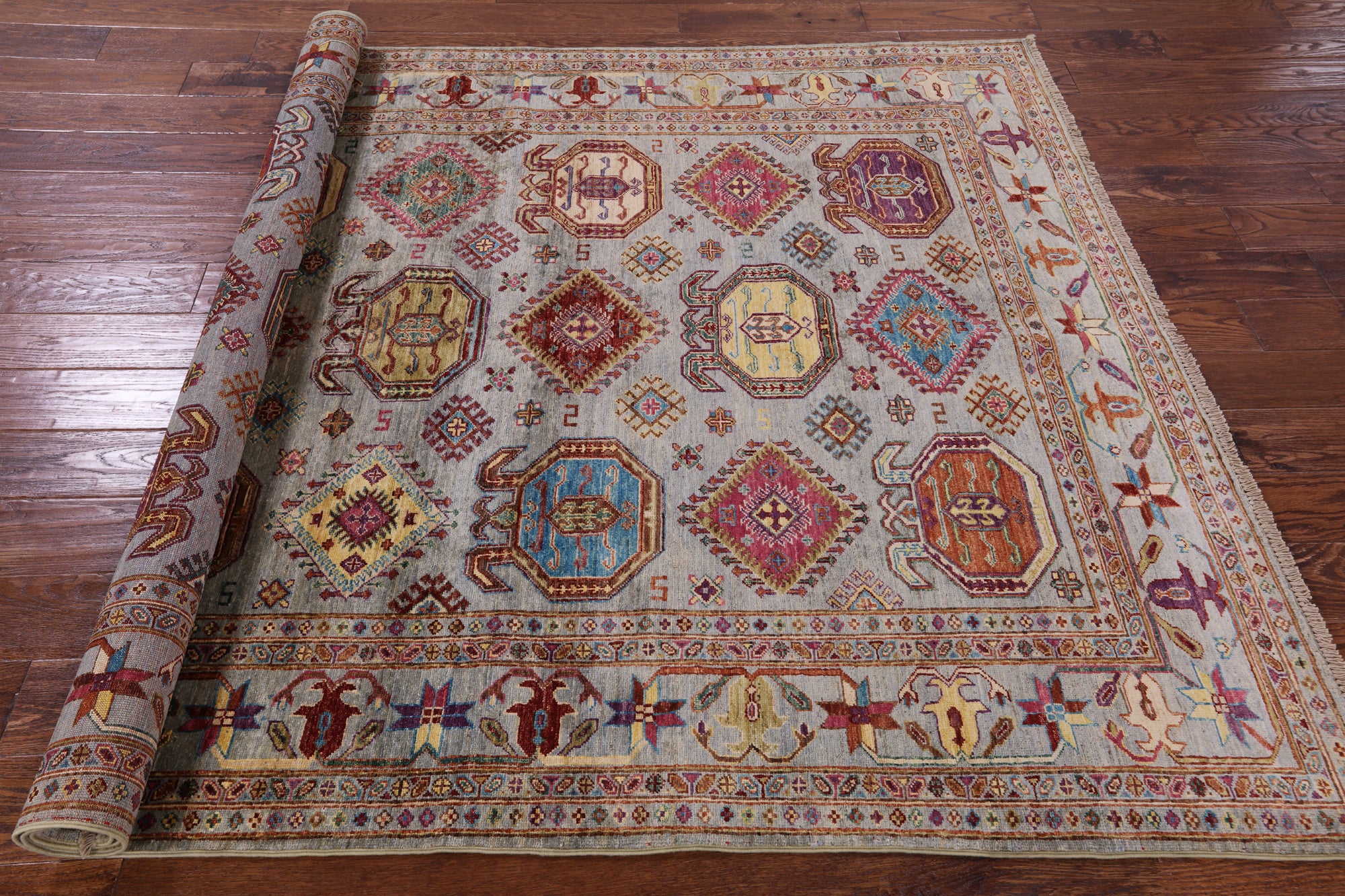 Turkmen Ersari Hand Knotted Wool Rug - 5' 8" X 7' 8" - Golden Nile