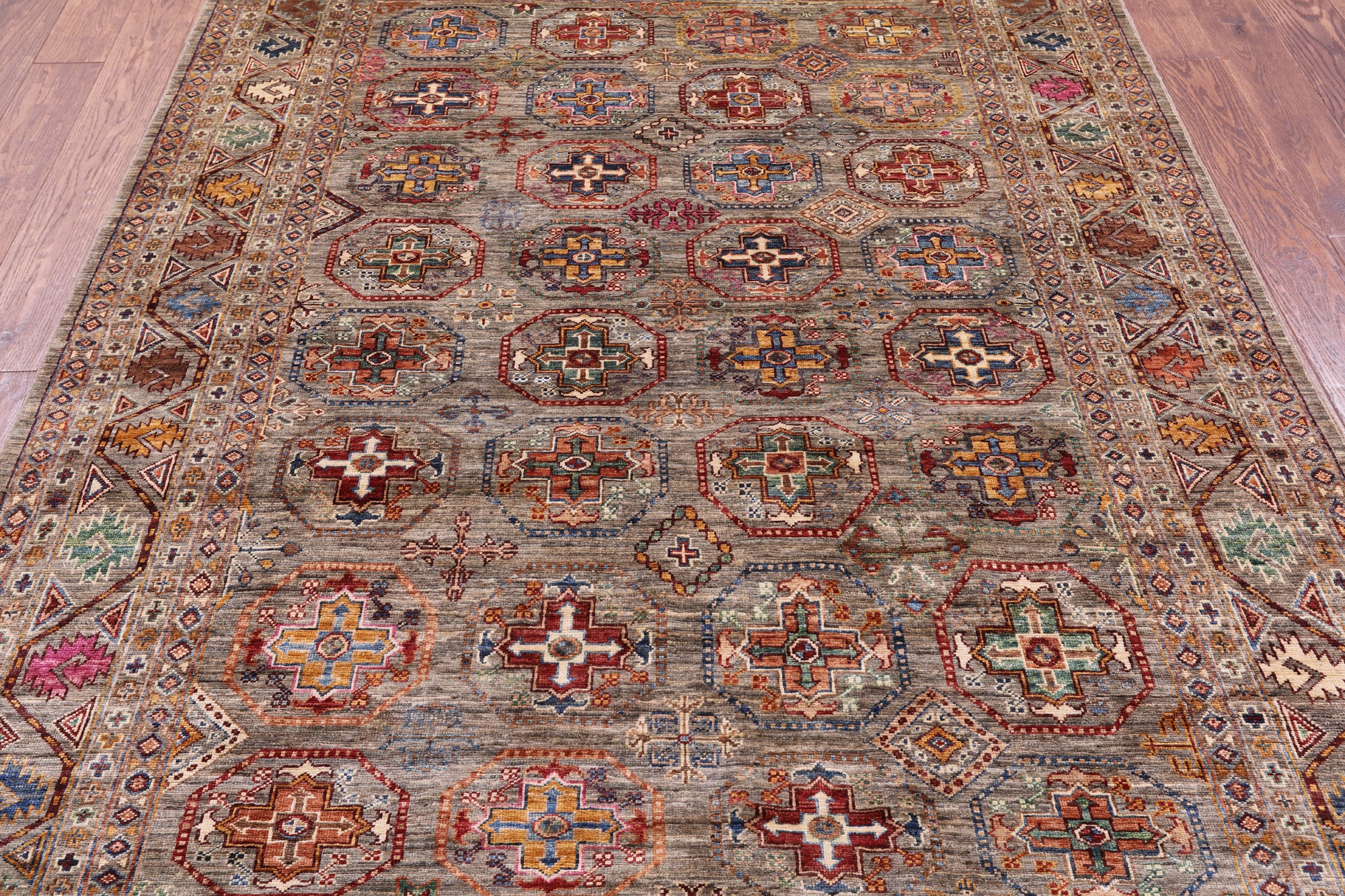 Turkmen Ersari Hand Knotted Wool Rug - 5' 10" X 8' 2" - Golden Nile