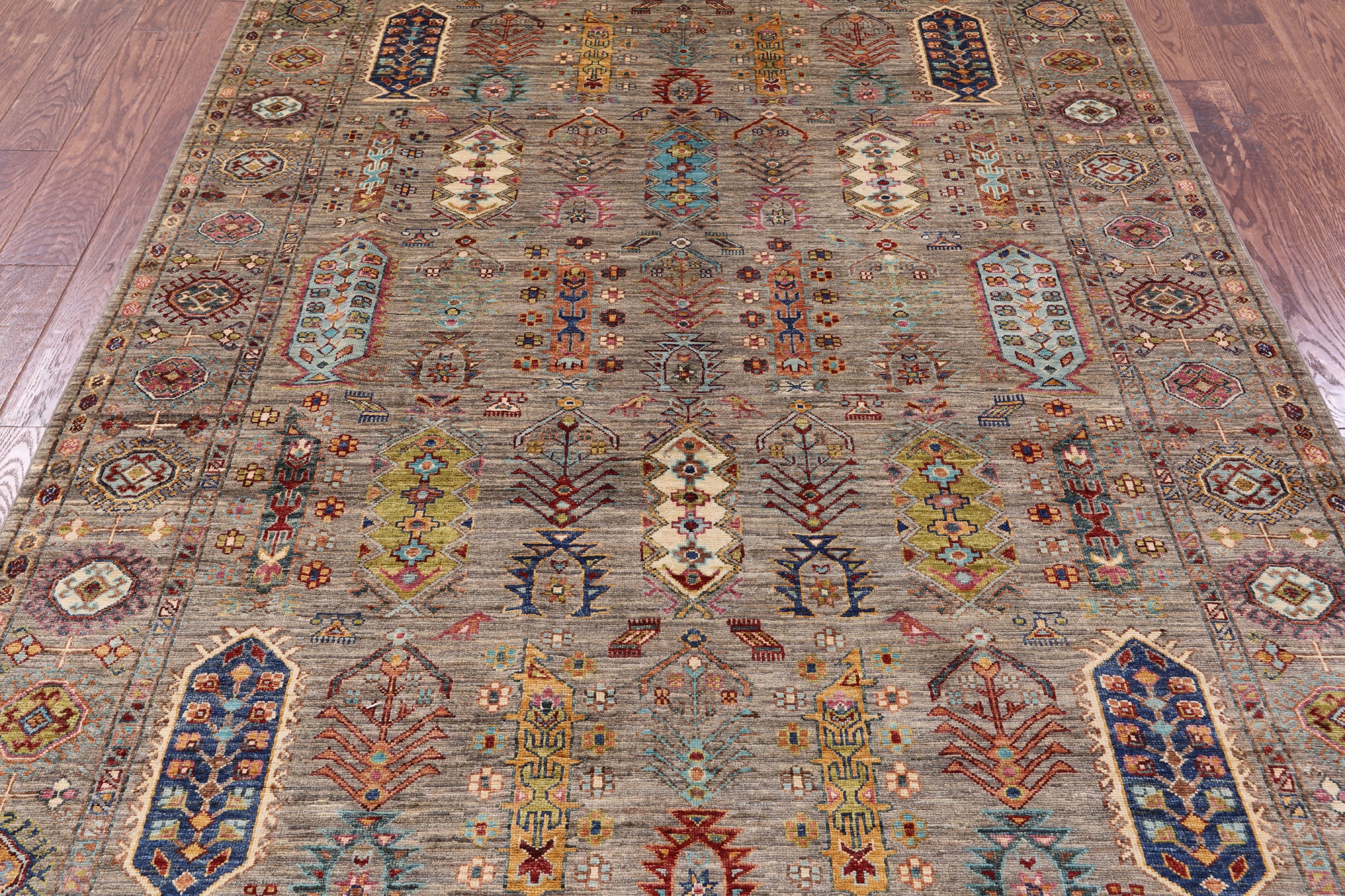 Turkmen Ersari Hand Knotted Wool Rug - 5' 8" X 8' 0" - Golden Nile